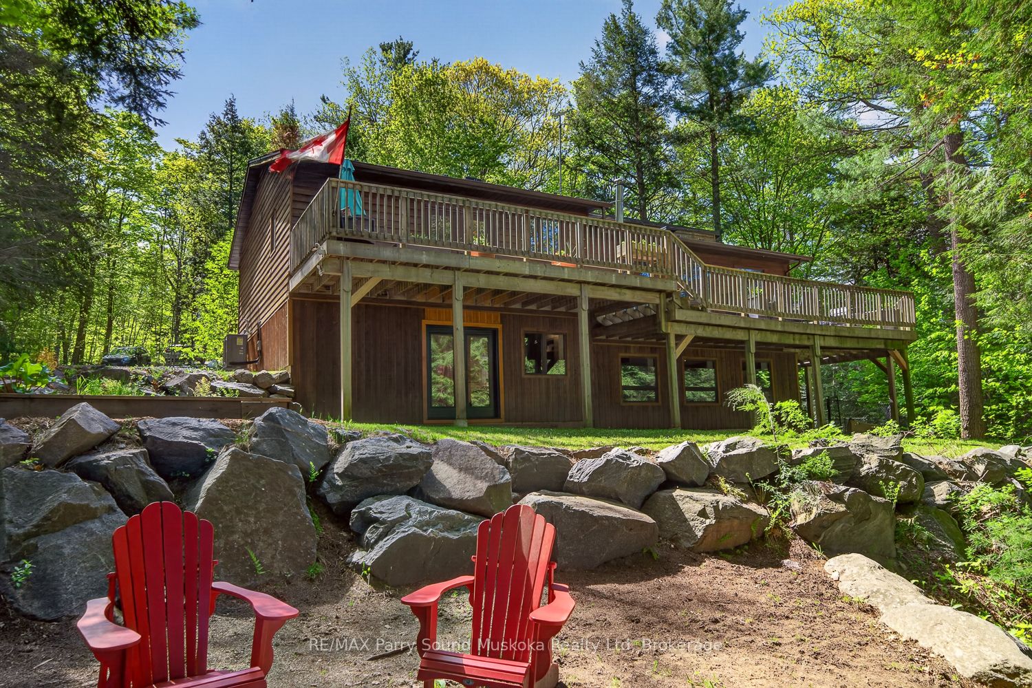 34 SILVER POINT Drive
