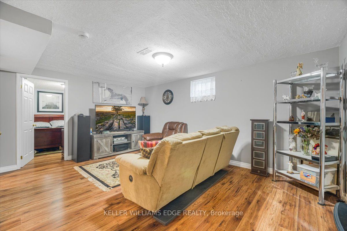 93 Wellandvale Drive Property Photo 31