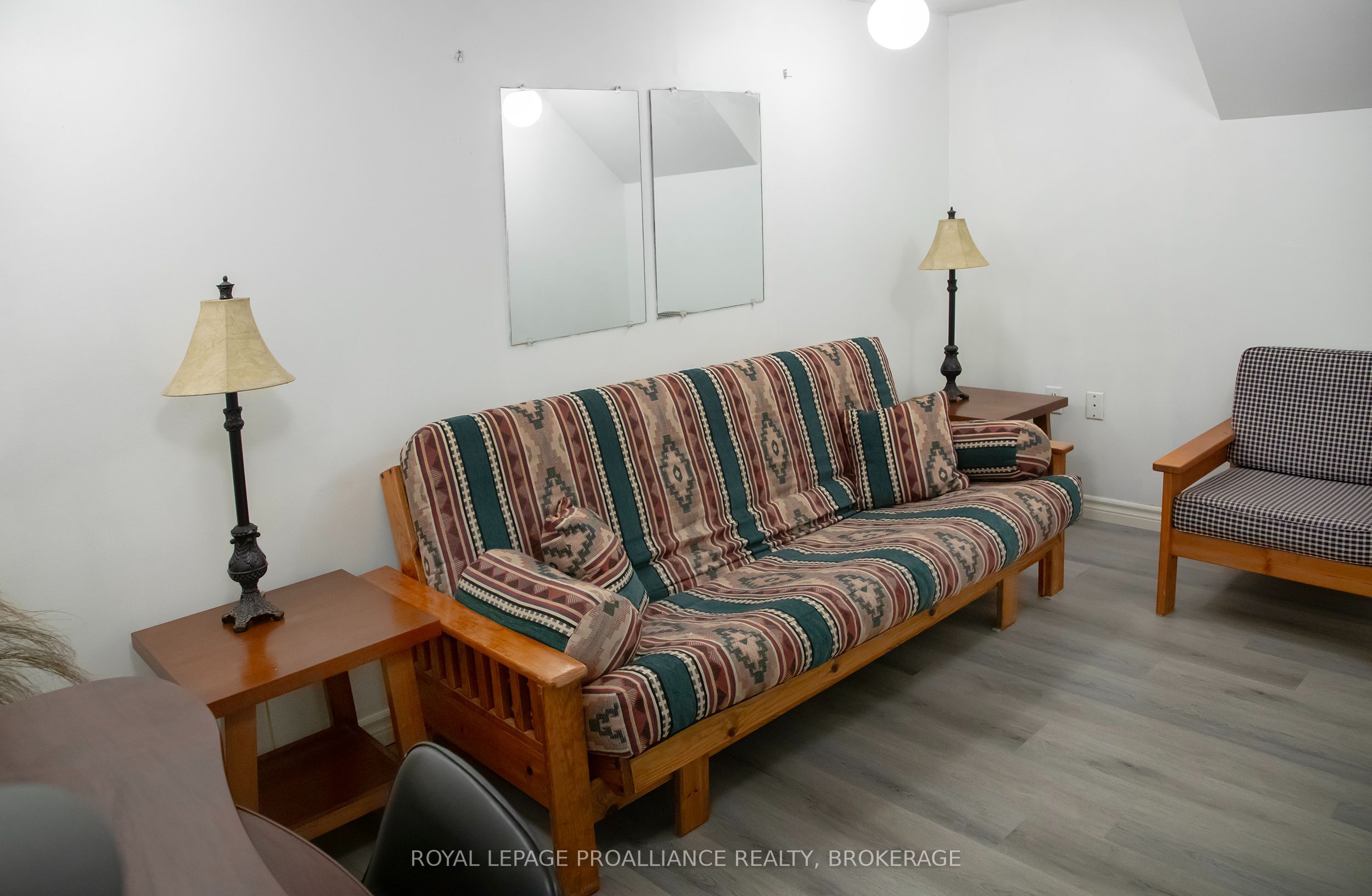 717 Laidlaw Crescent Property Photo 17