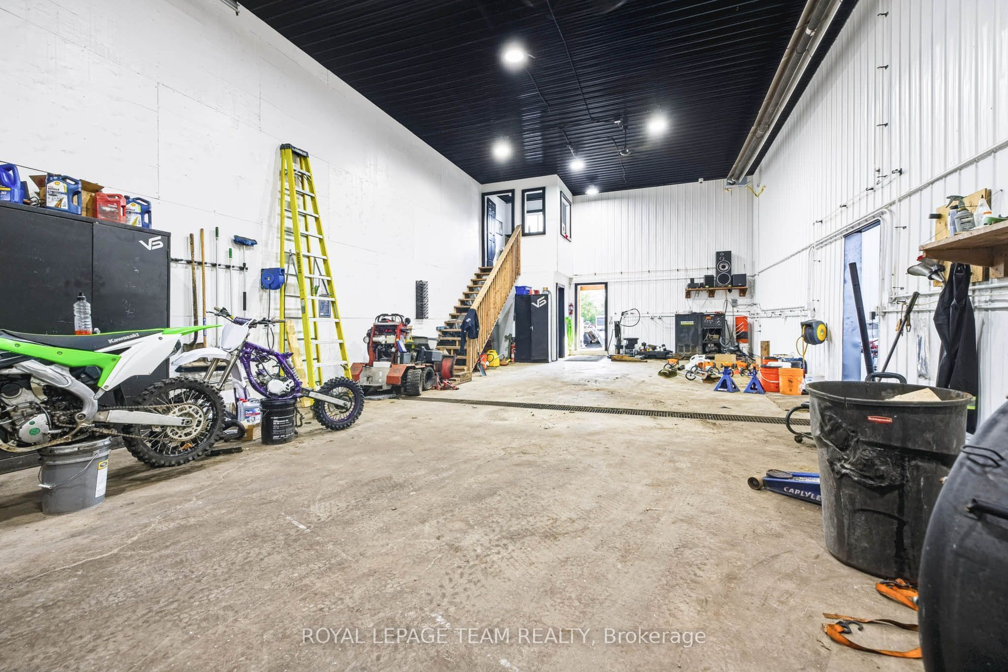 3 Industrial Road Property Photo 14