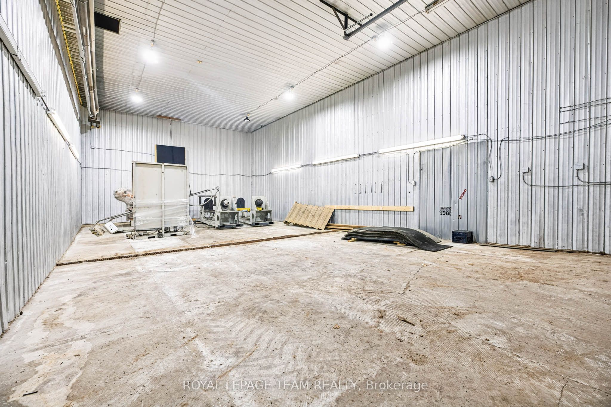 3 Industrial Road Property Photo 23
