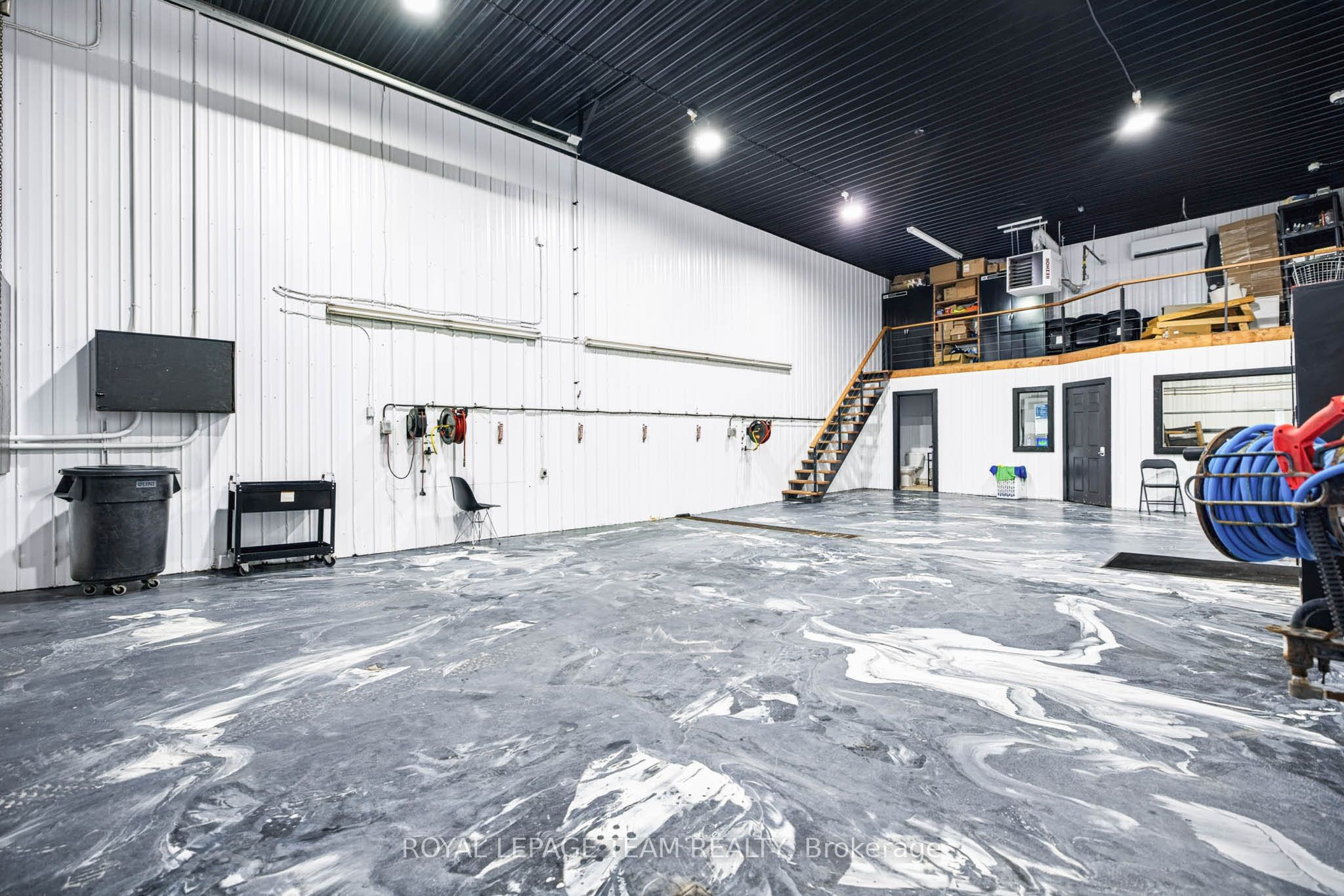 3 Industrial Road Property Photo 33