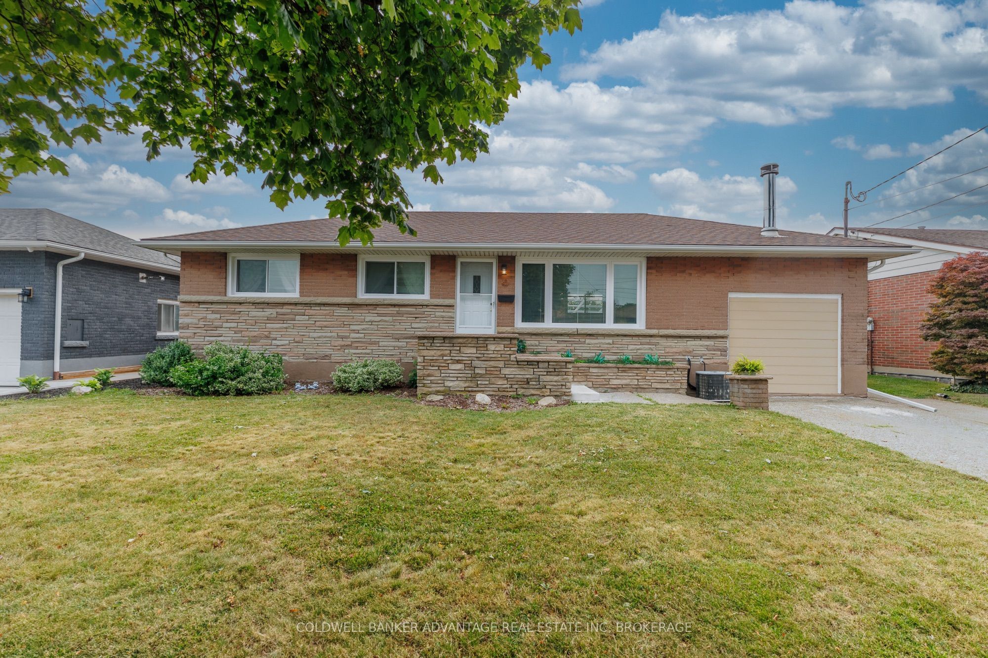 77 Balmoral Avenue Property Photo 1