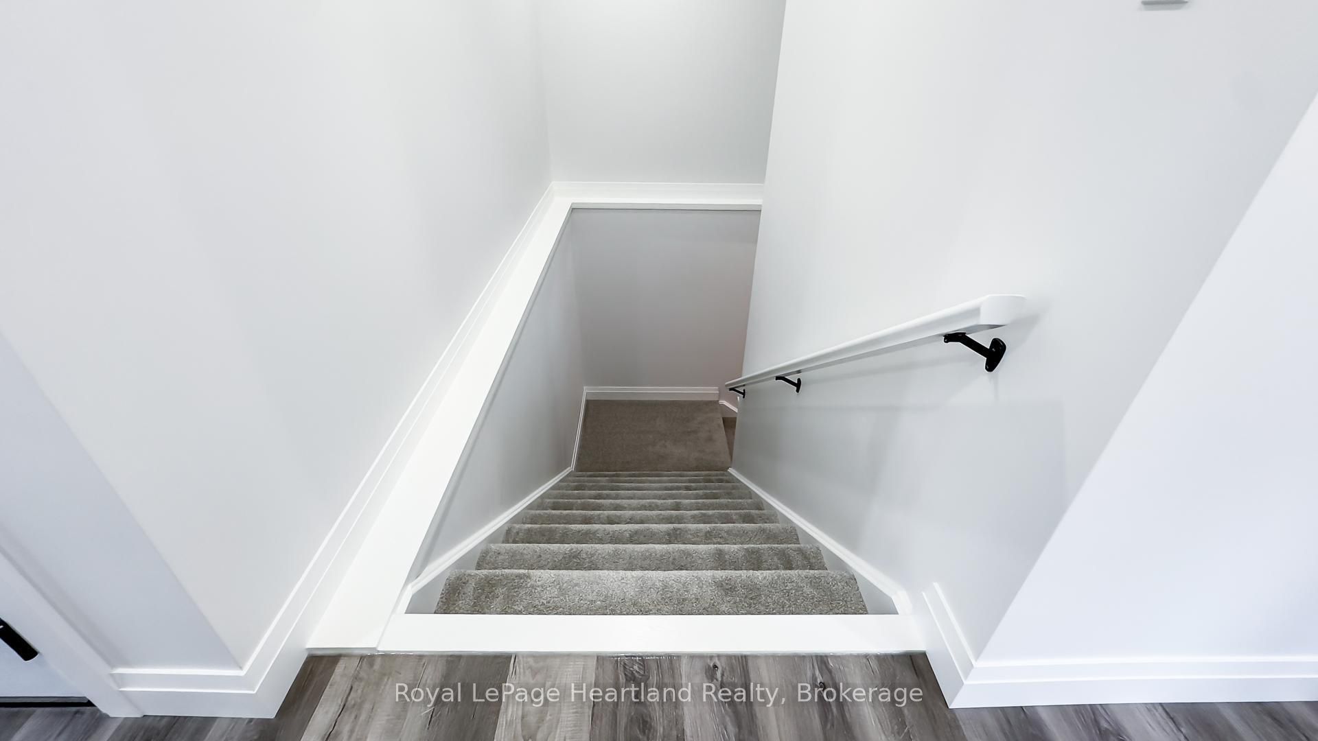 86 Osborne Street Property Photo 33