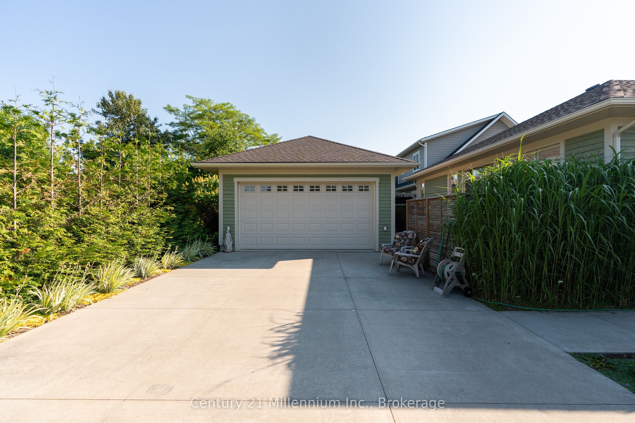 198 Emerald Drive Property Photo 12