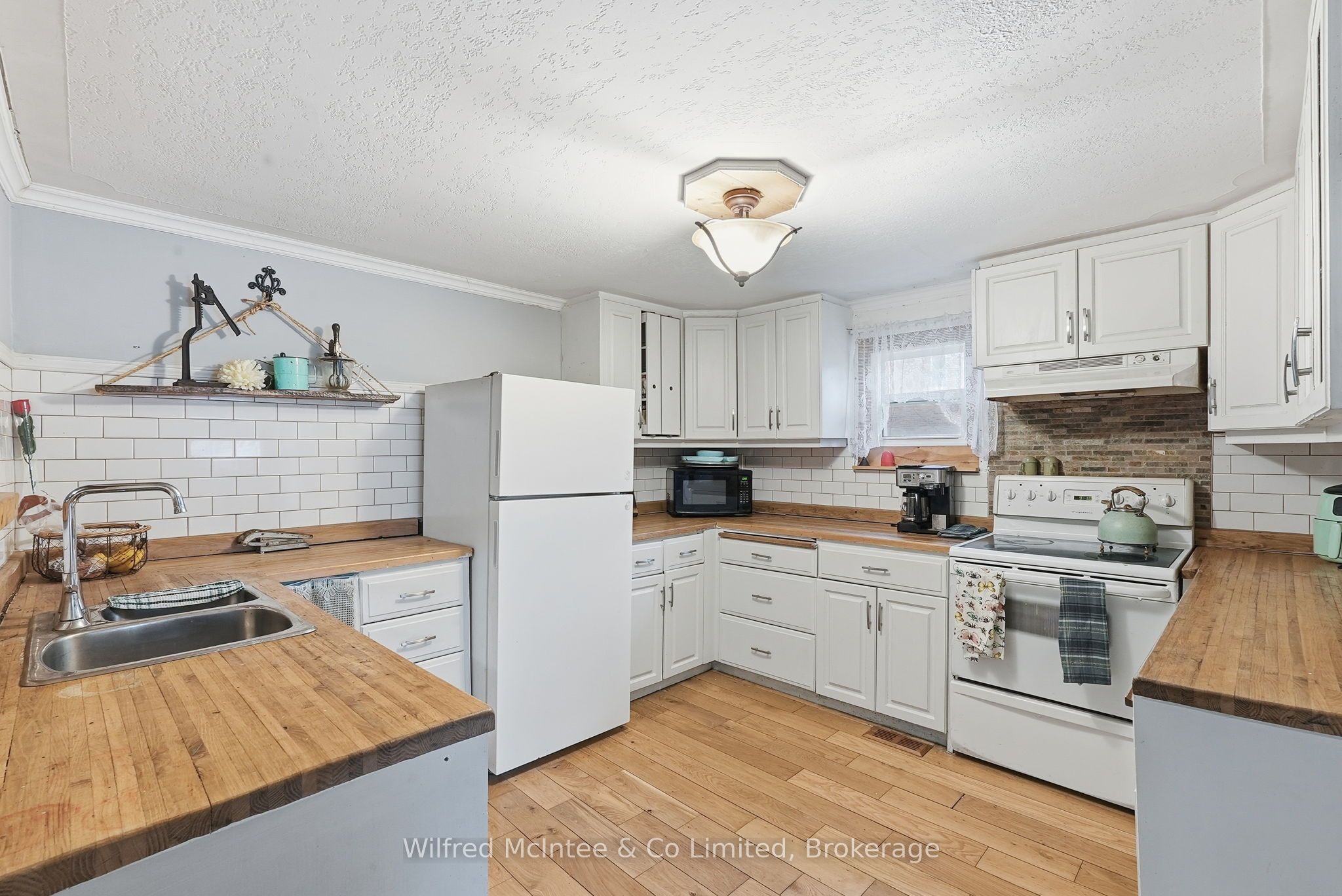 59 3rd Avenue Sw Property Photo 6