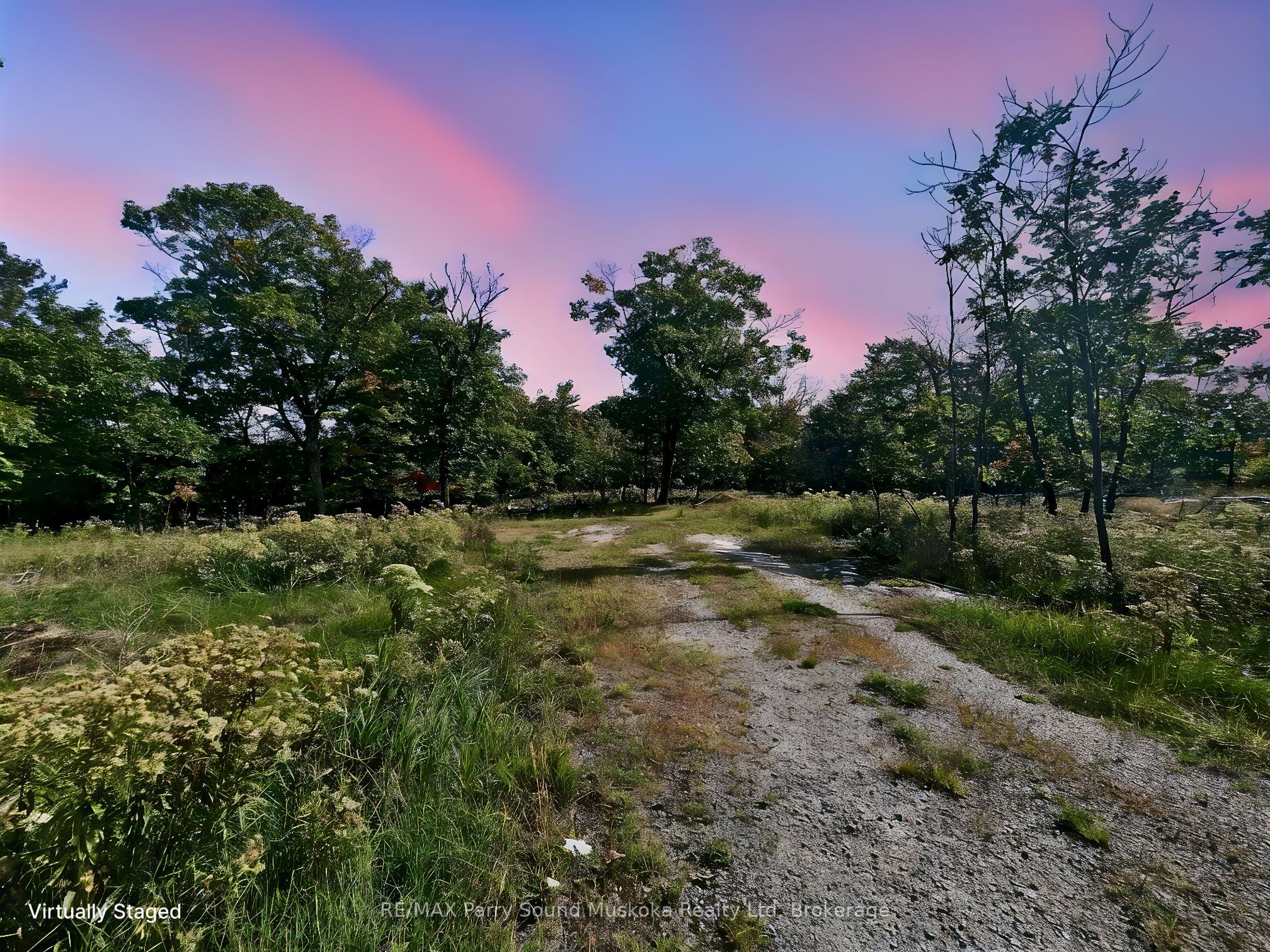 112 BAYVIEW Drive Property Photo 1