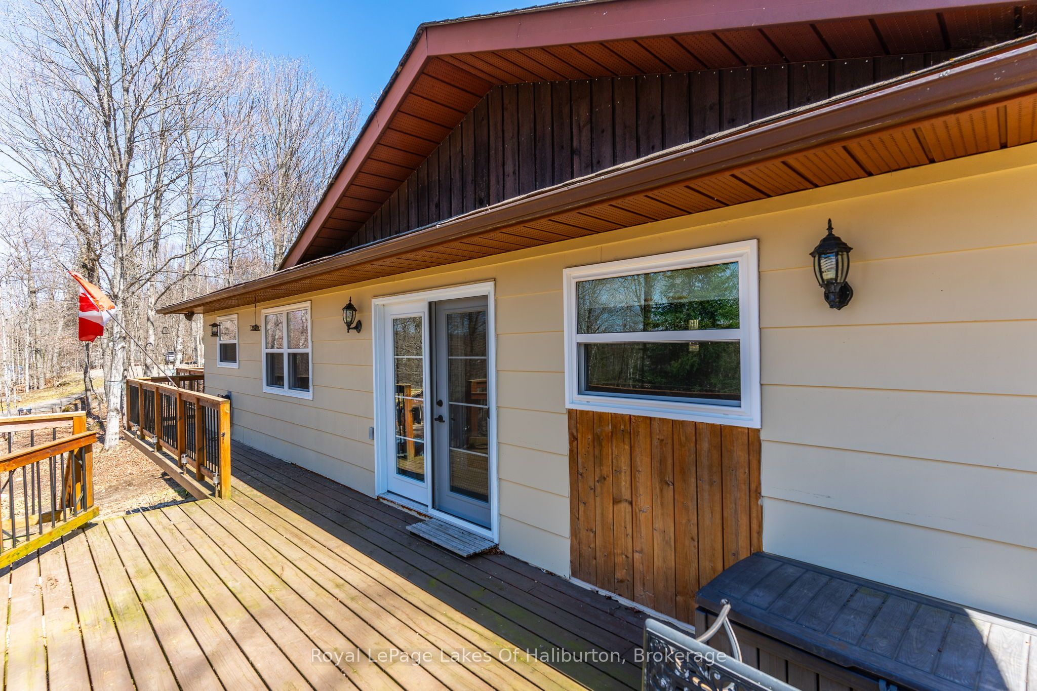 1096 Chelsea Lane Property Photo 7