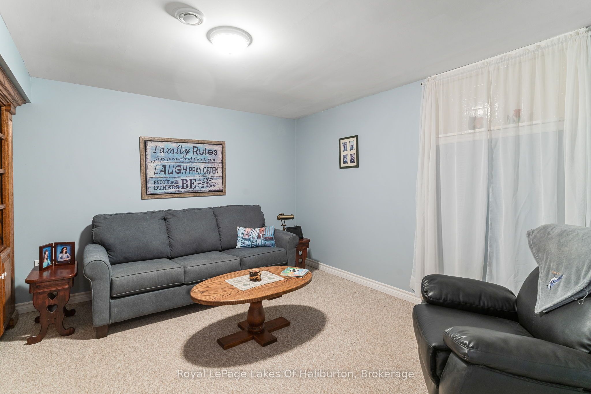 1096 Chelsea Lane Property Photo 27