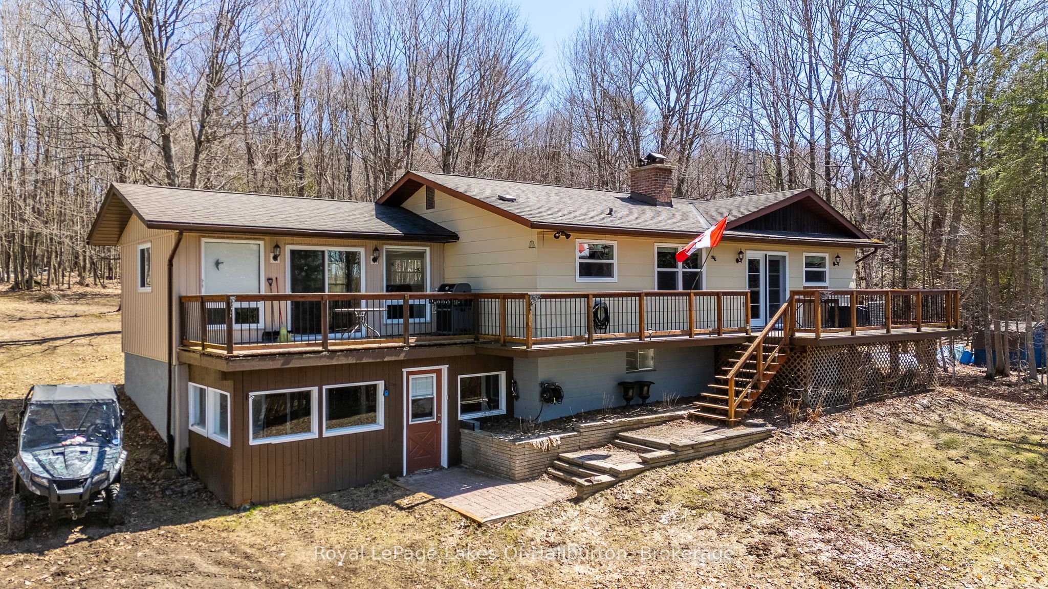 1096 Chelsea Lane Property Photo 43