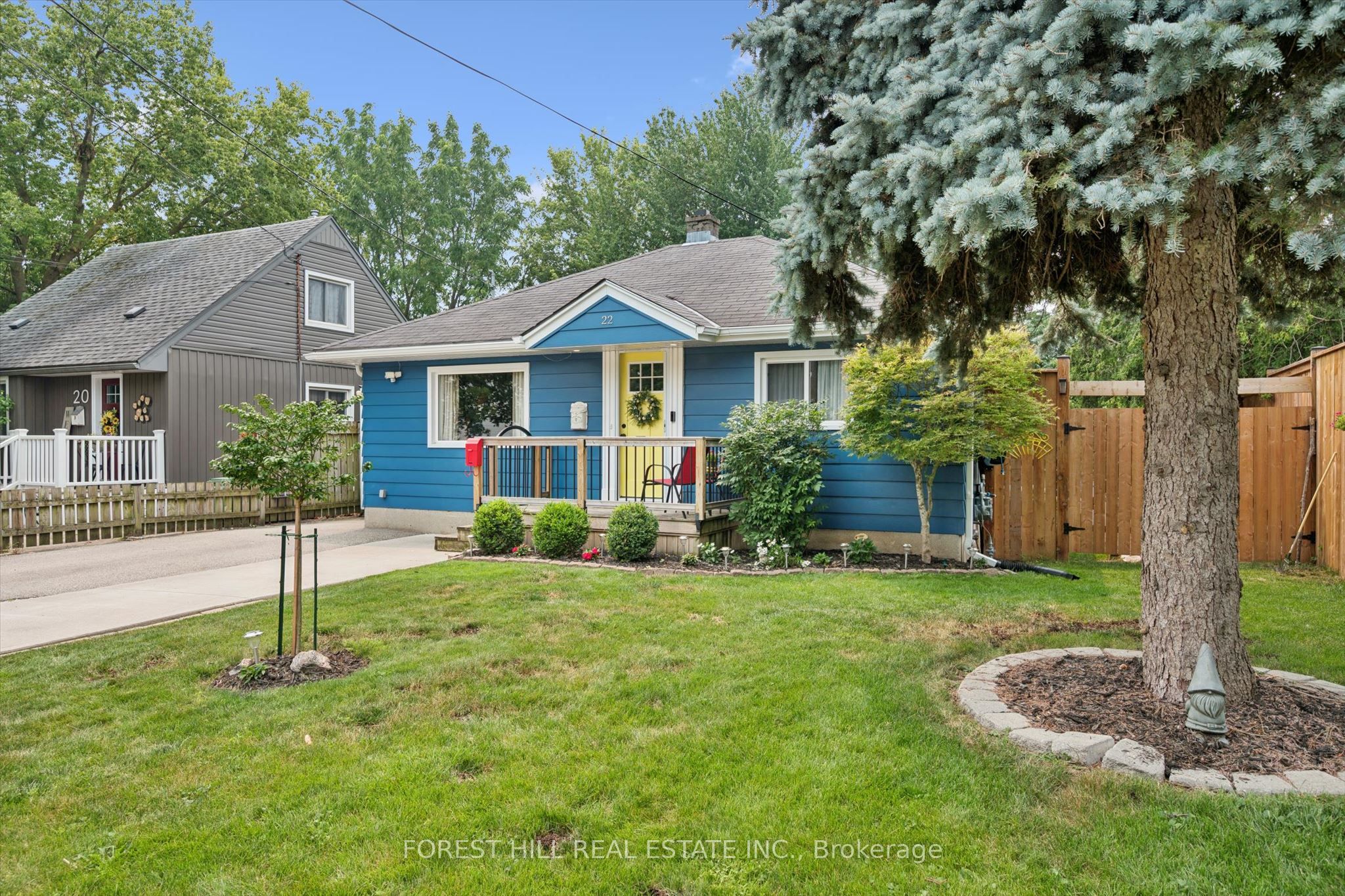 22 Sleeman Avenue Property Photo 4