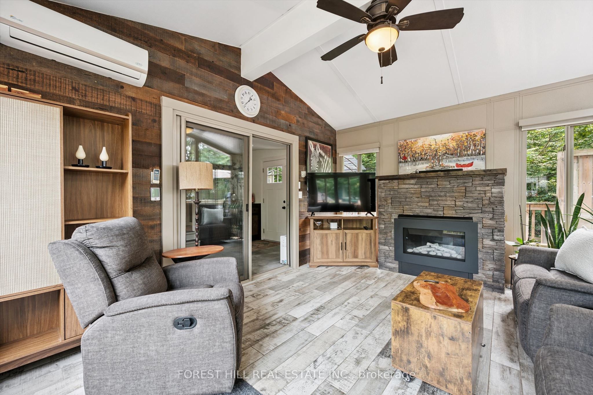 22 Sleeman Avenue Property Photo 17