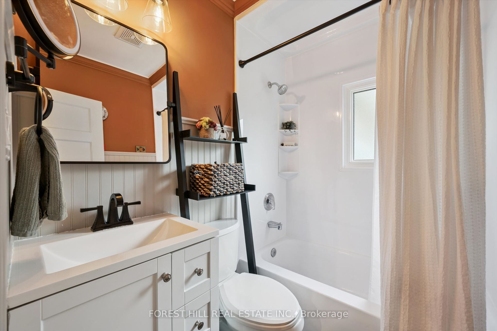 22 Sleeman Avenue Property Photo 21
