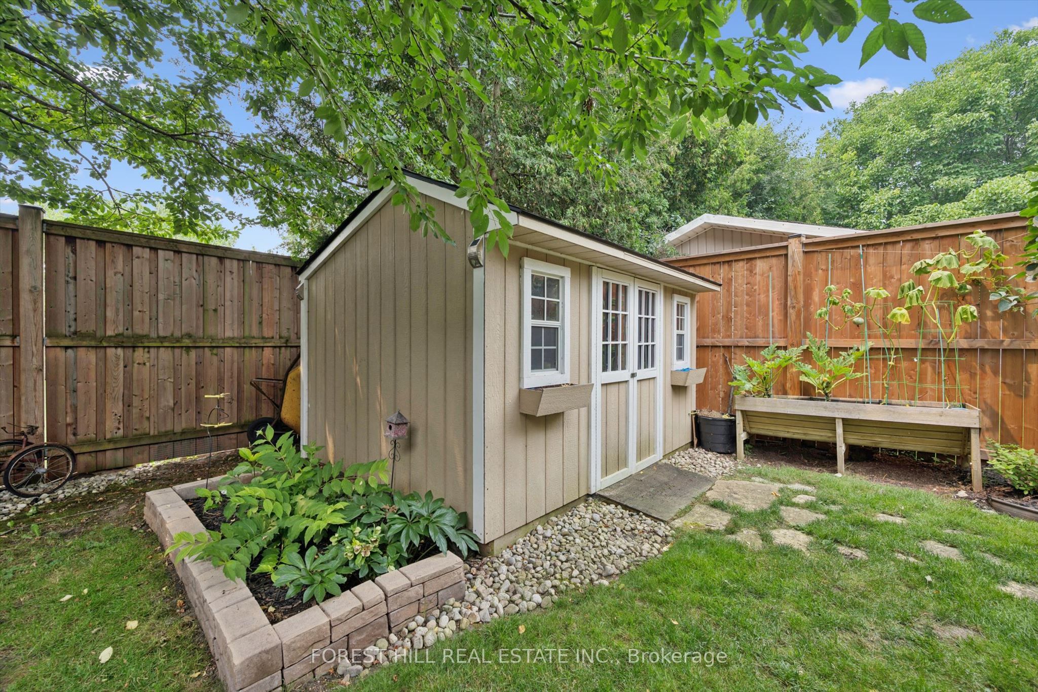 22 Sleeman Avenue Property Photo 36