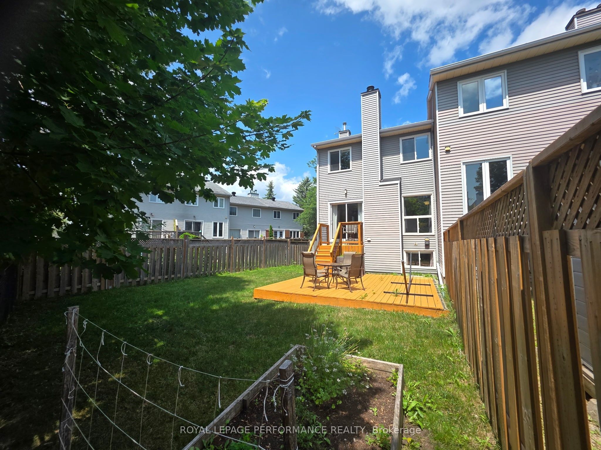 1403 Beaucourt Place Property Photo 24