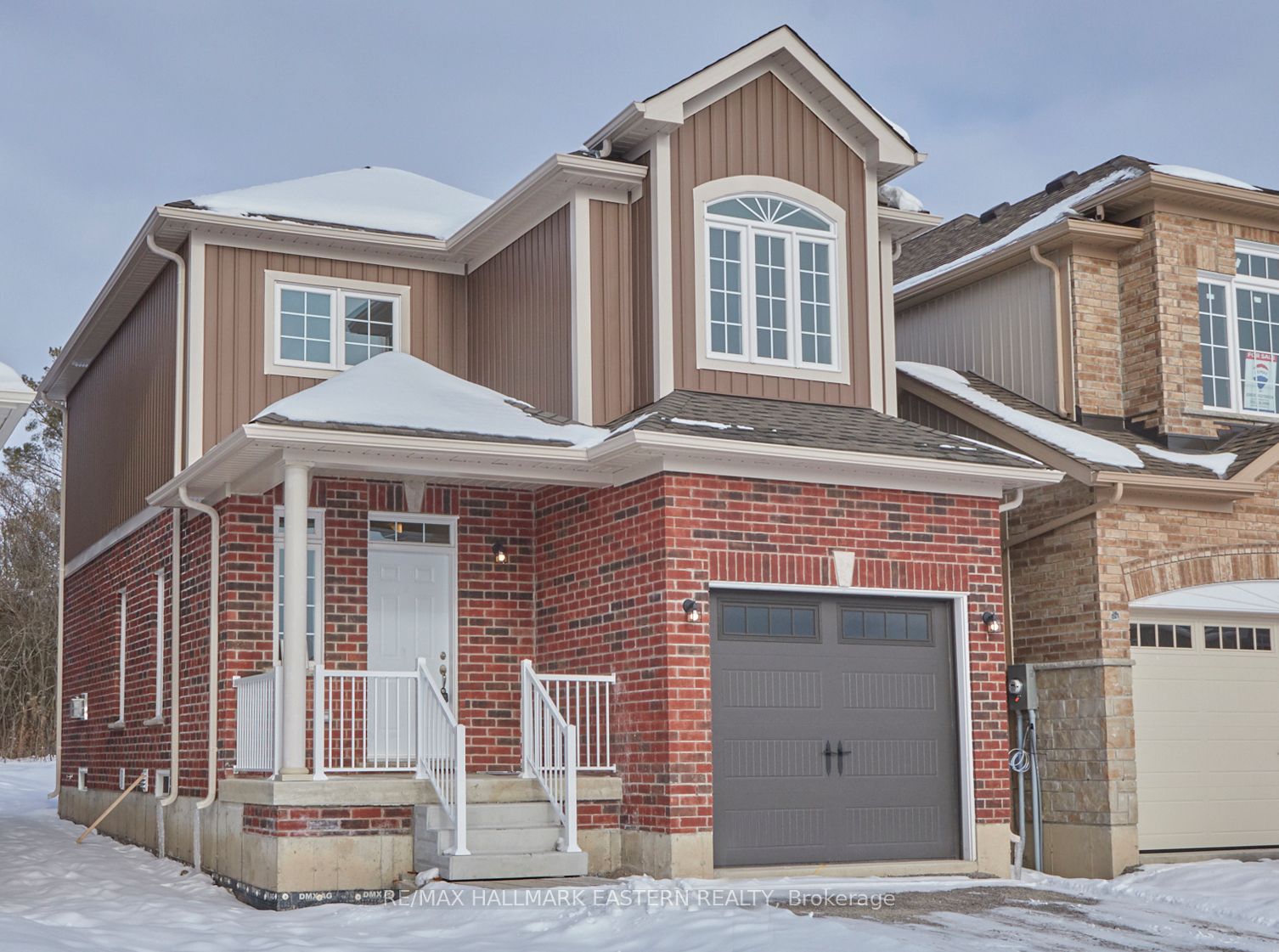 17 Coldbrook Drive Property Photo 3