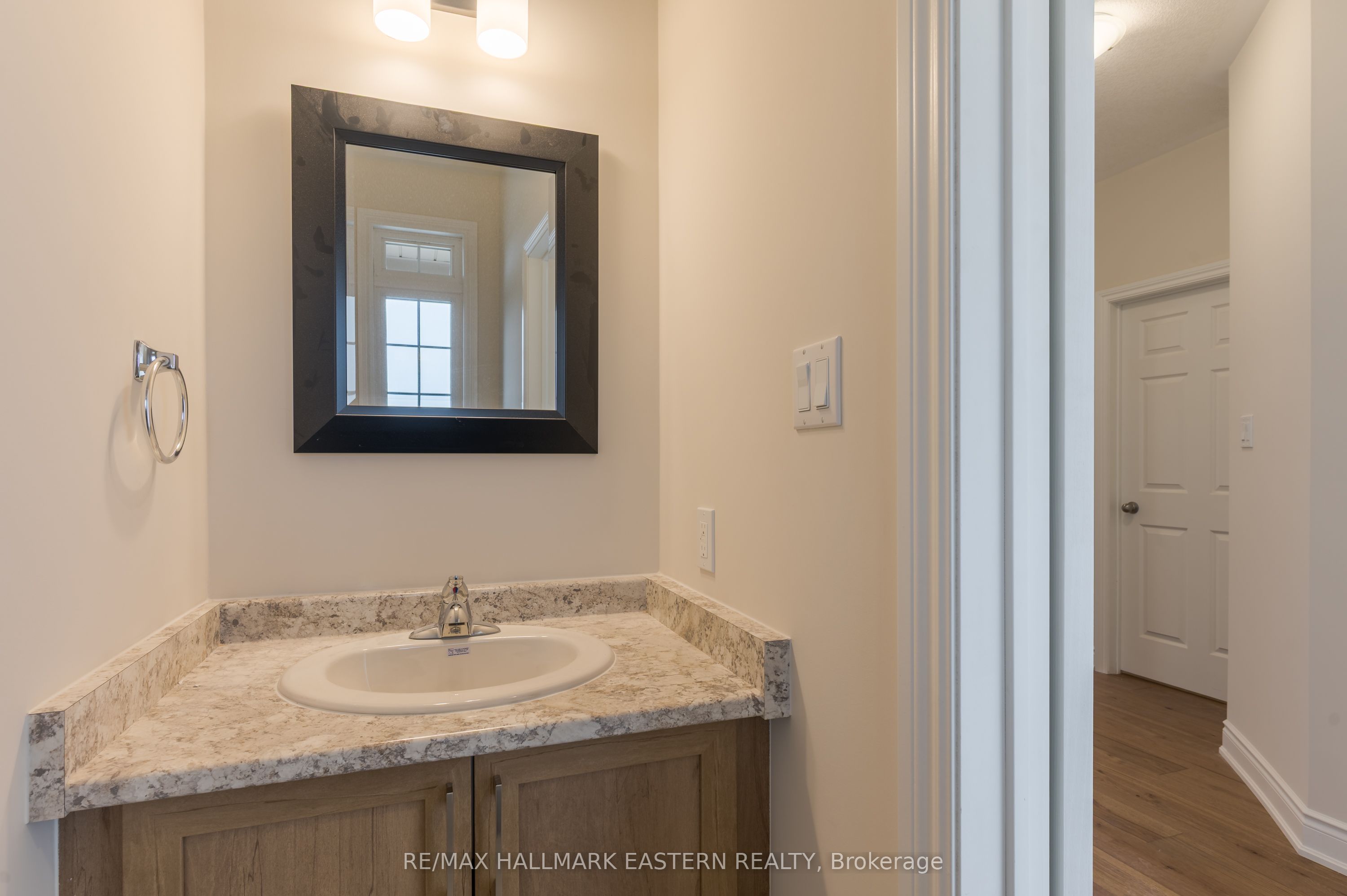17 Coldbrook Drive Property Photo 13