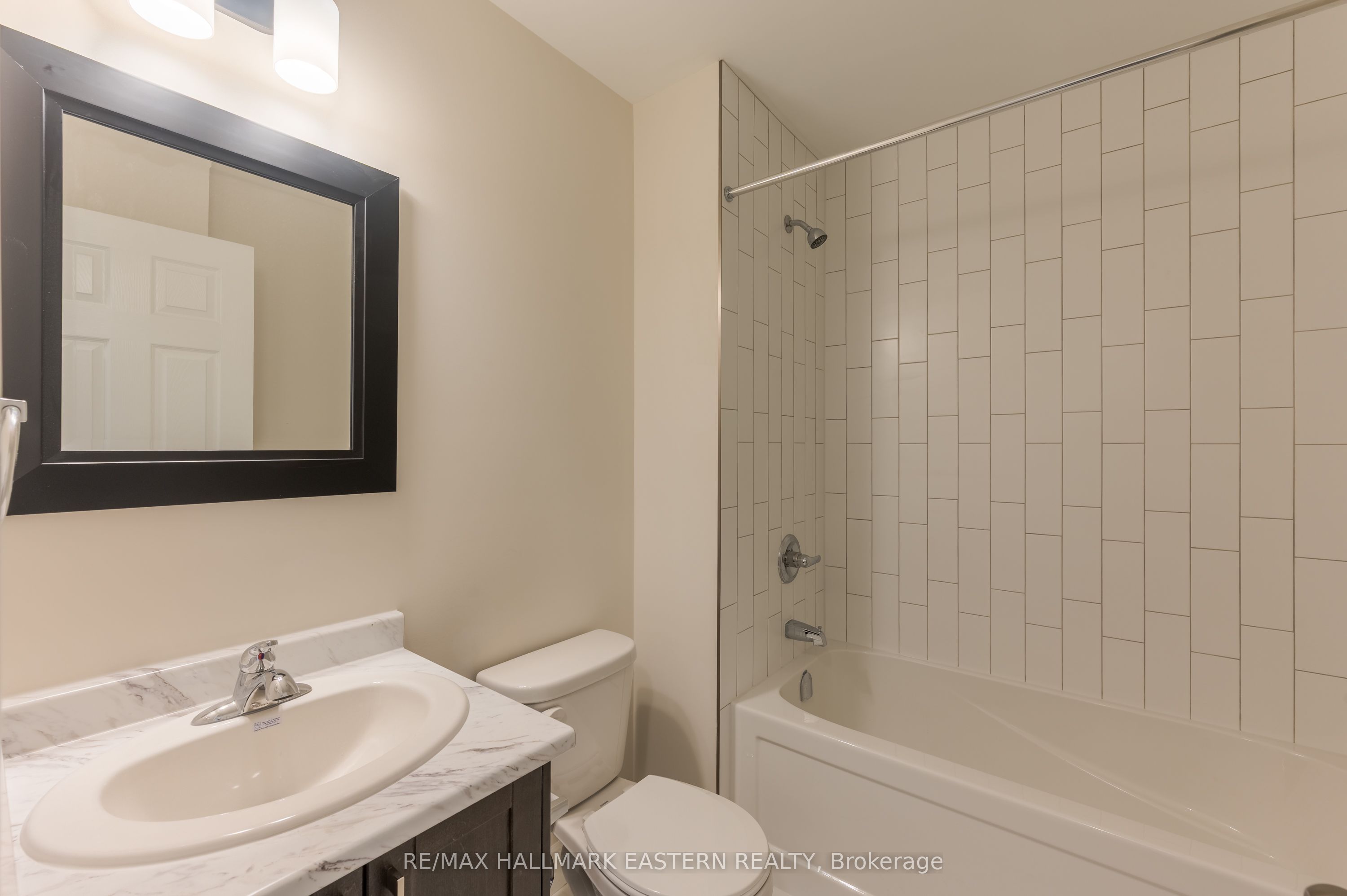 17 Coldbrook Drive Property Photo 19