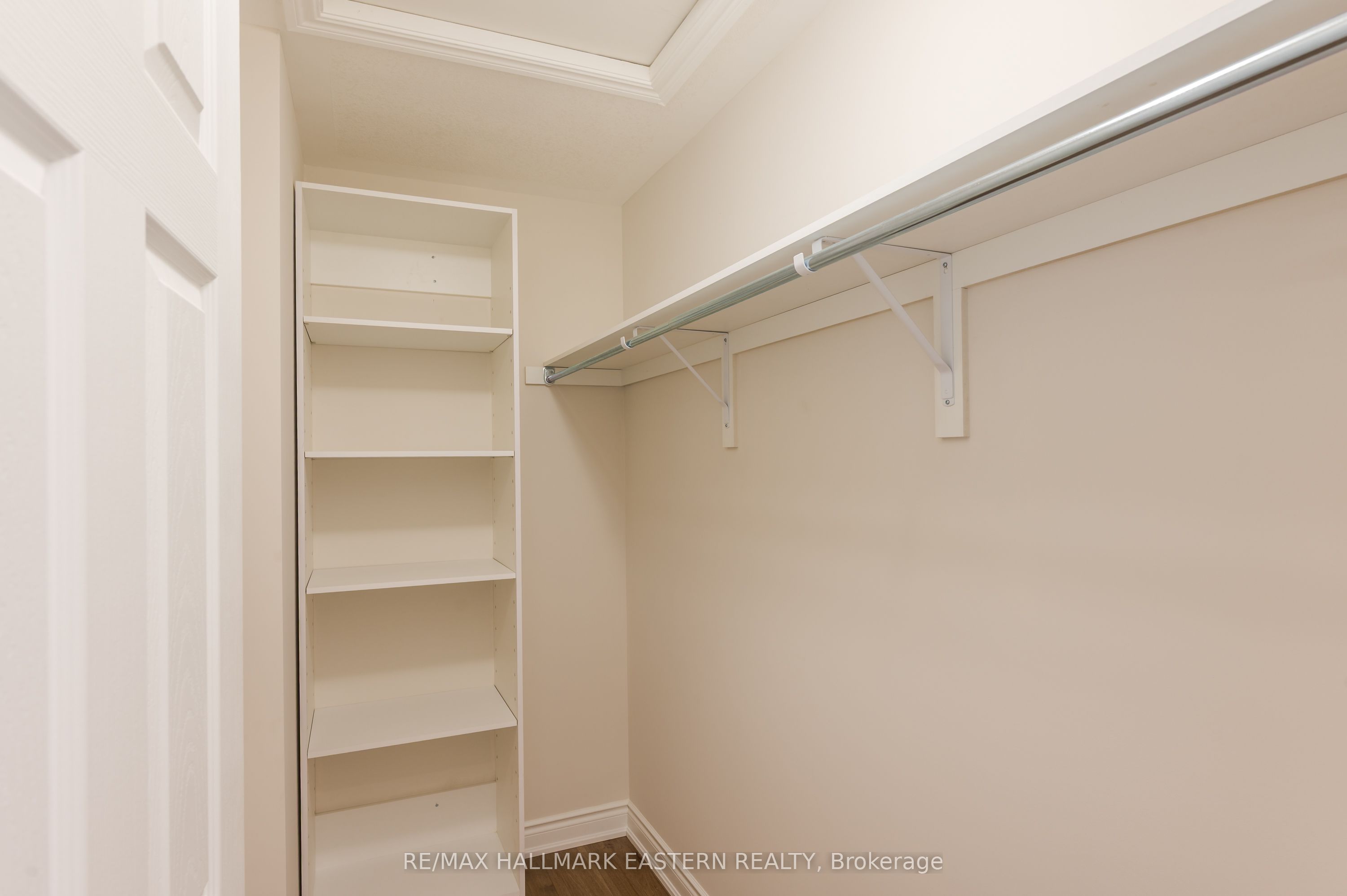 17 Coldbrook Drive Property Photo 22