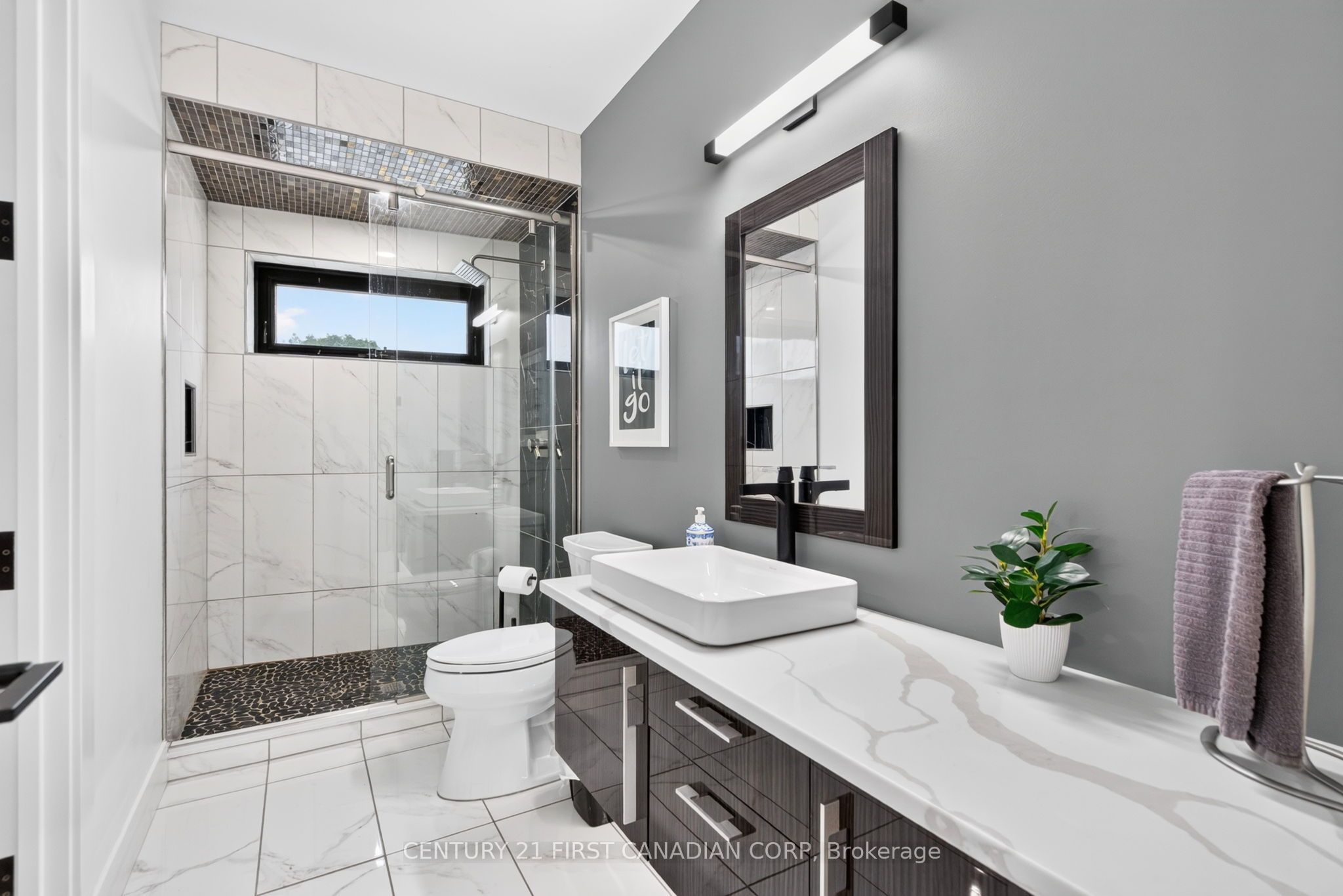 85 Main Street 201 Property Photo 8