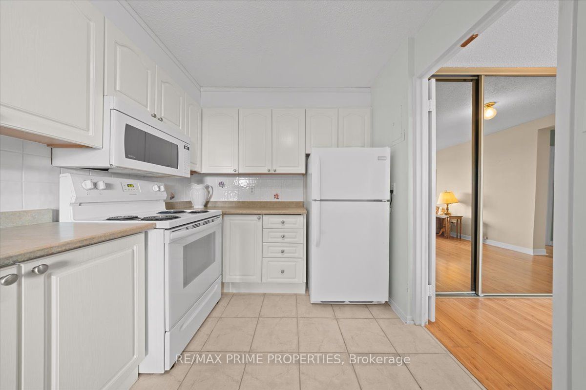 1505 Baseline Road 903 Property Photo 12