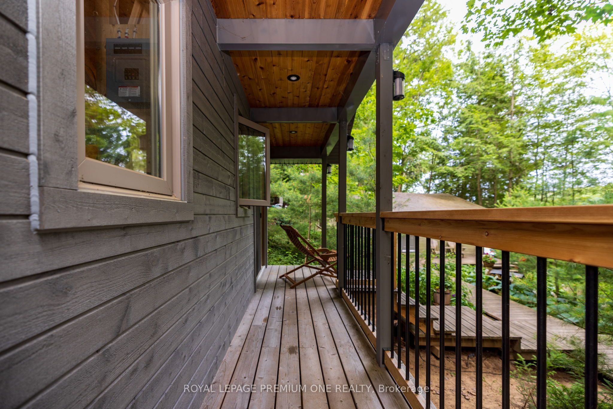 219 Crane Lake Water Property Photo 32