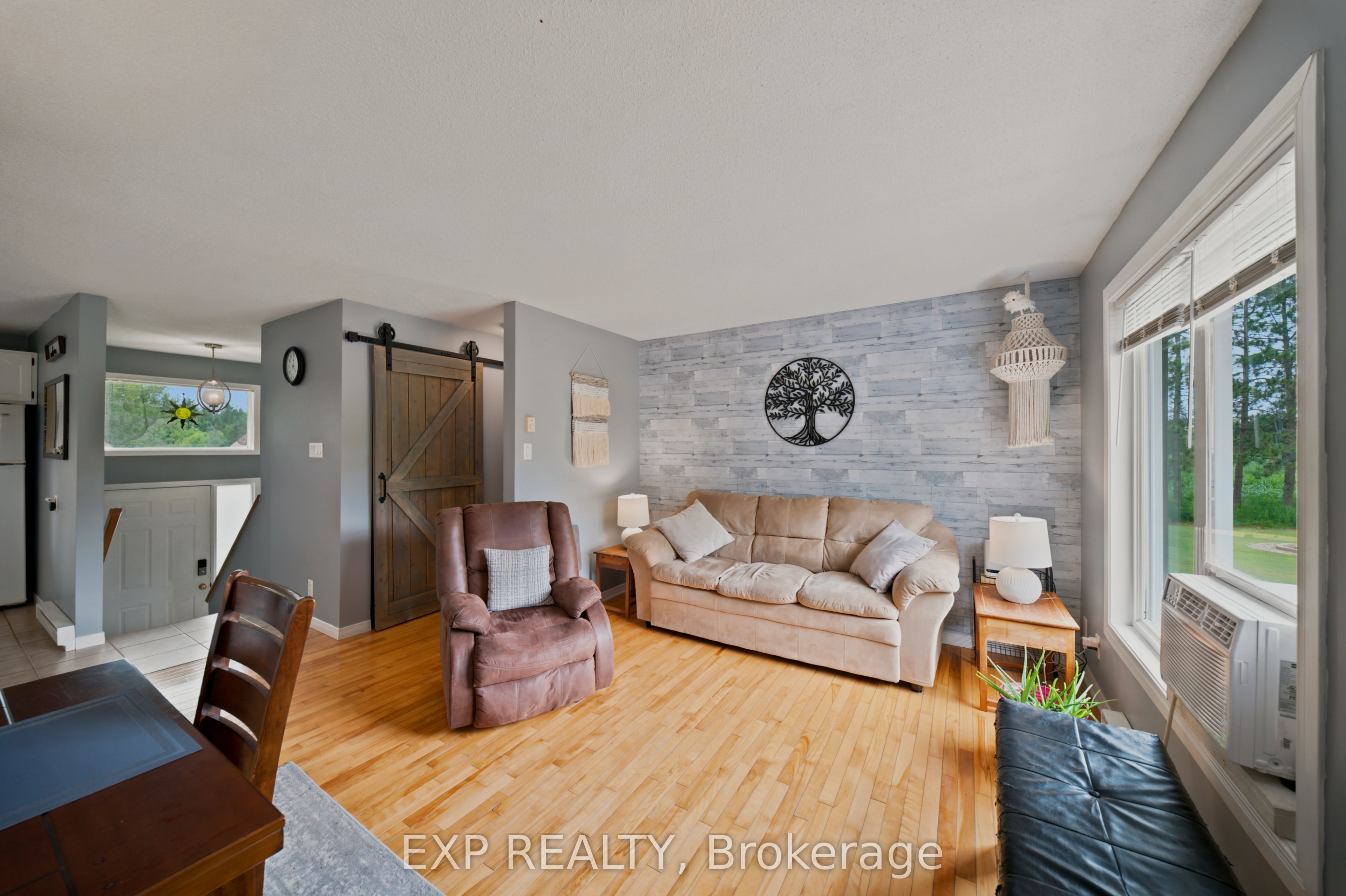 1445 Du Lac Road Property Photo 10