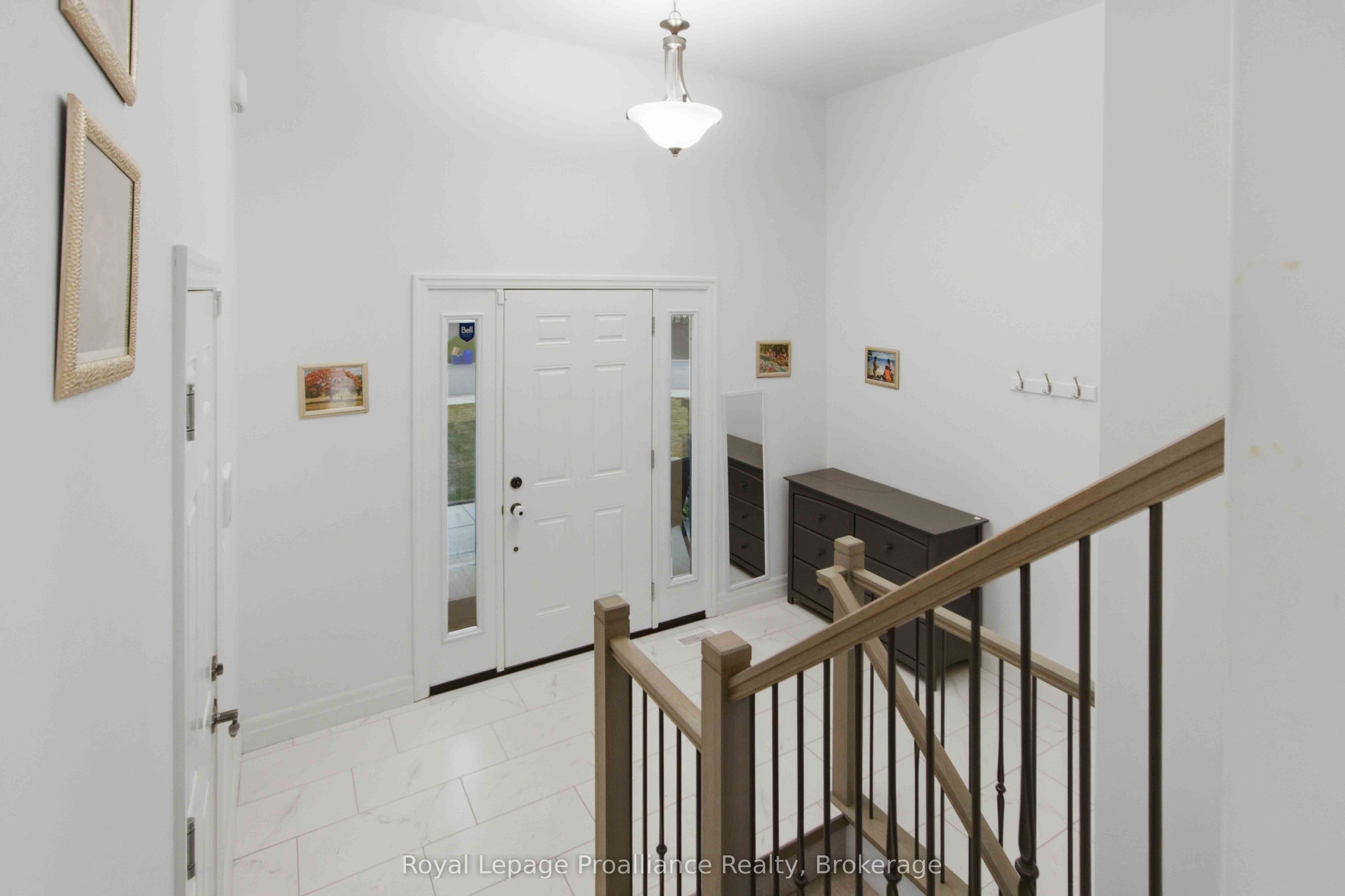 21 Cedar Park Crescent Property Photo 5