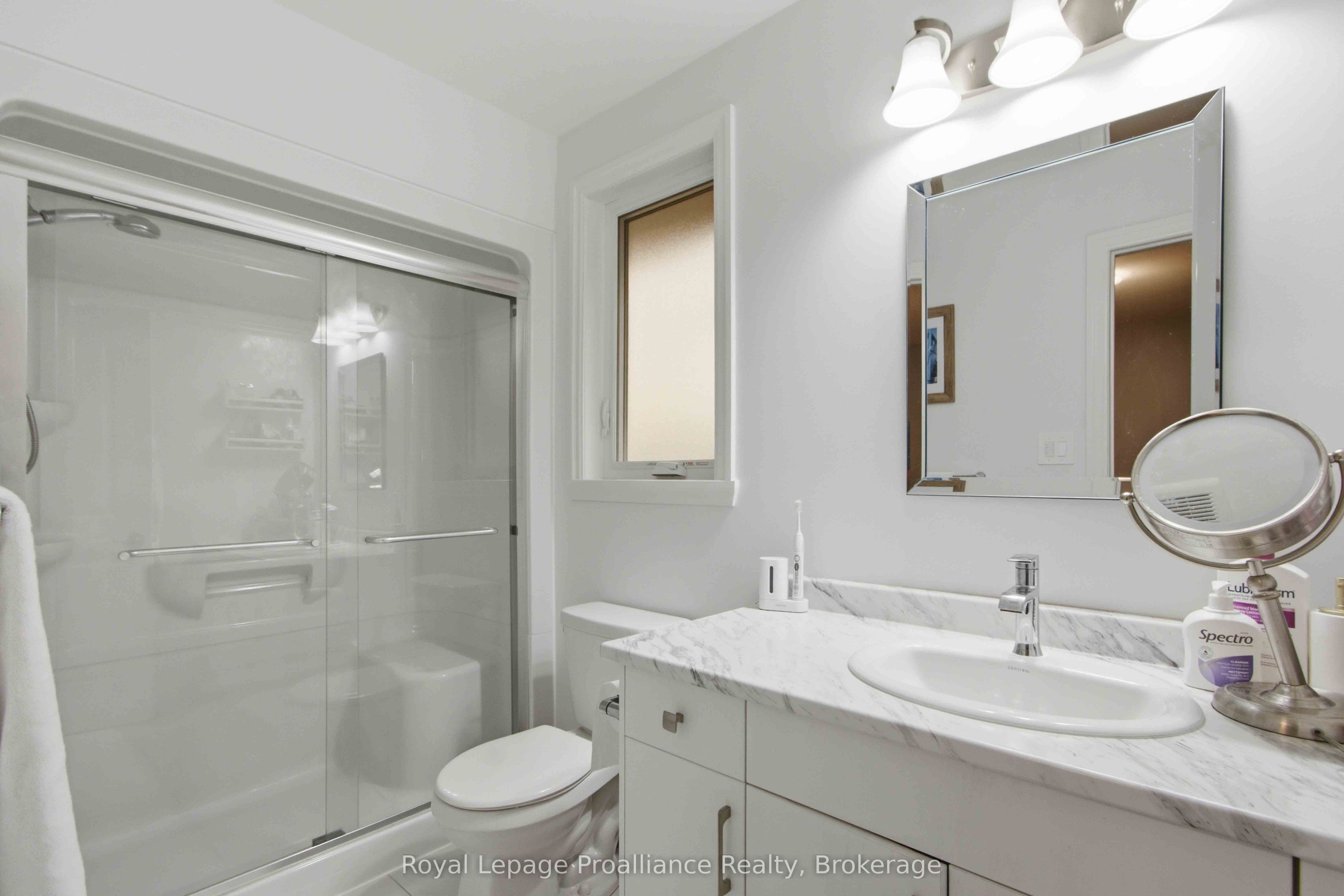 21 Cedar Park Crescent Property Photo 17