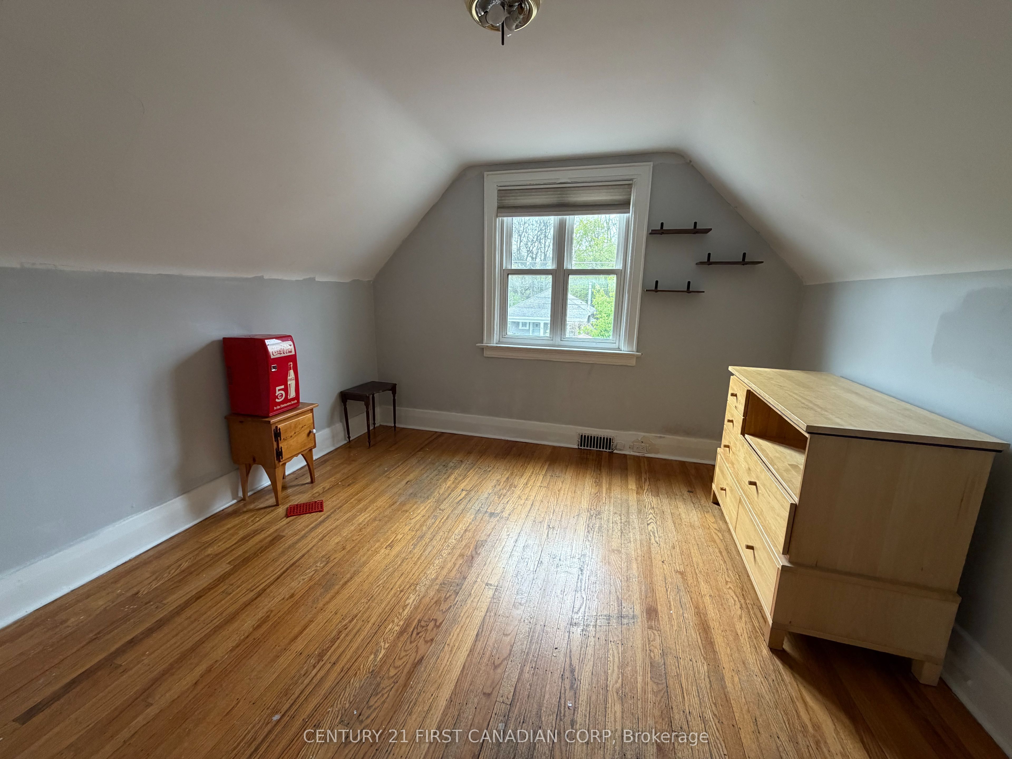 200 Huron Street Property Photo 6