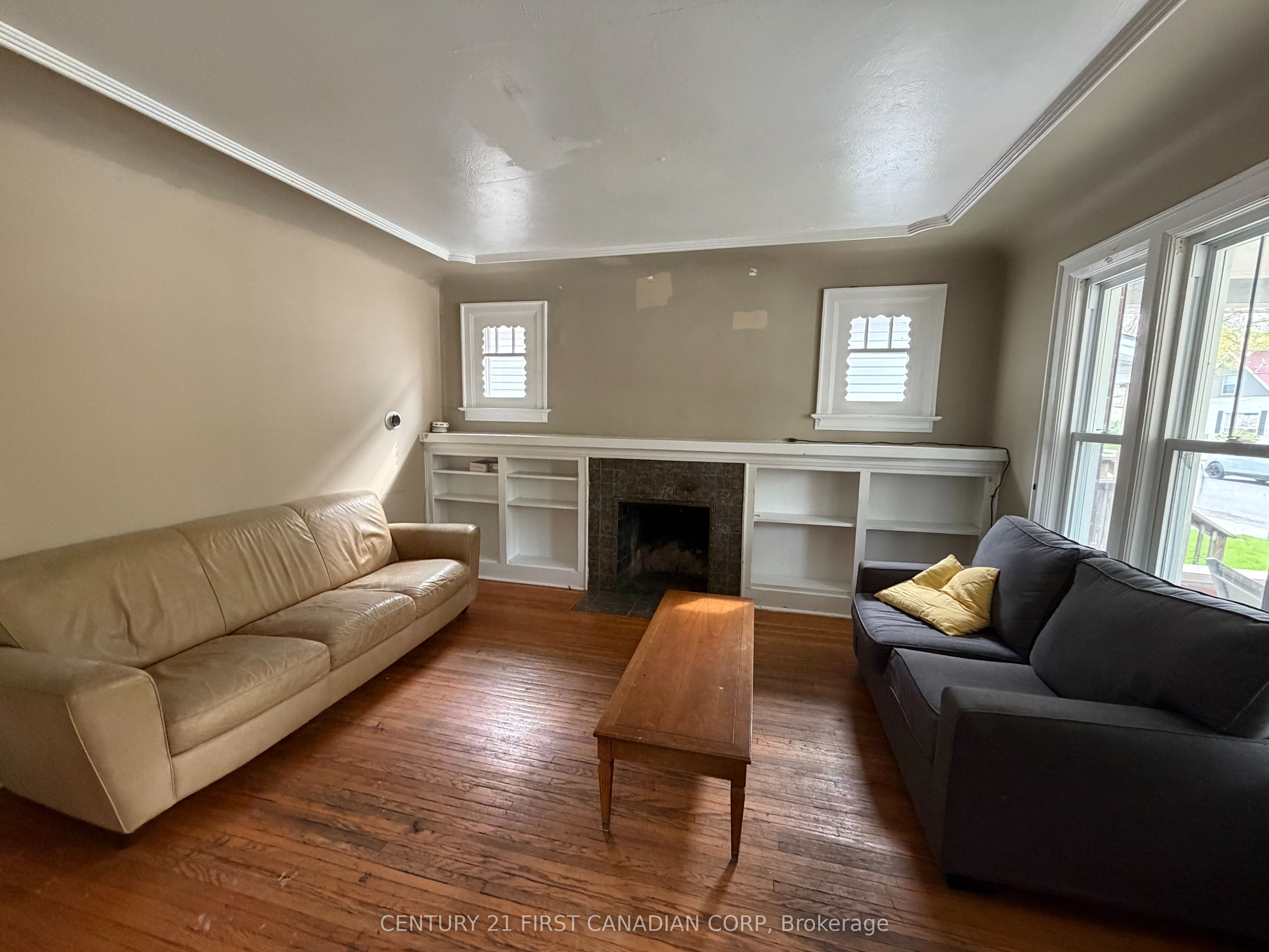 200 Huron Street Property Photo 9
