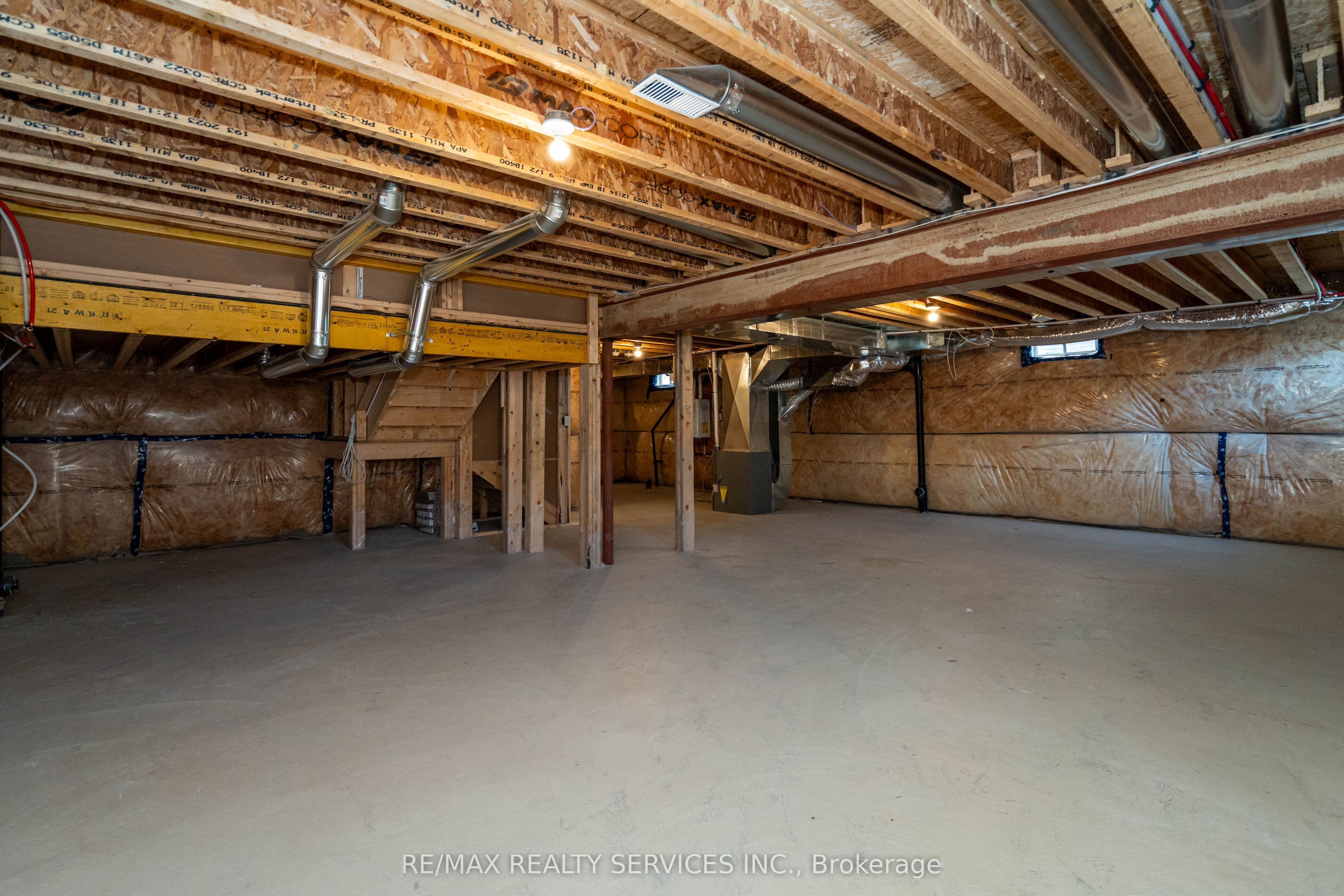 269 Dingman Street Property Photo 40