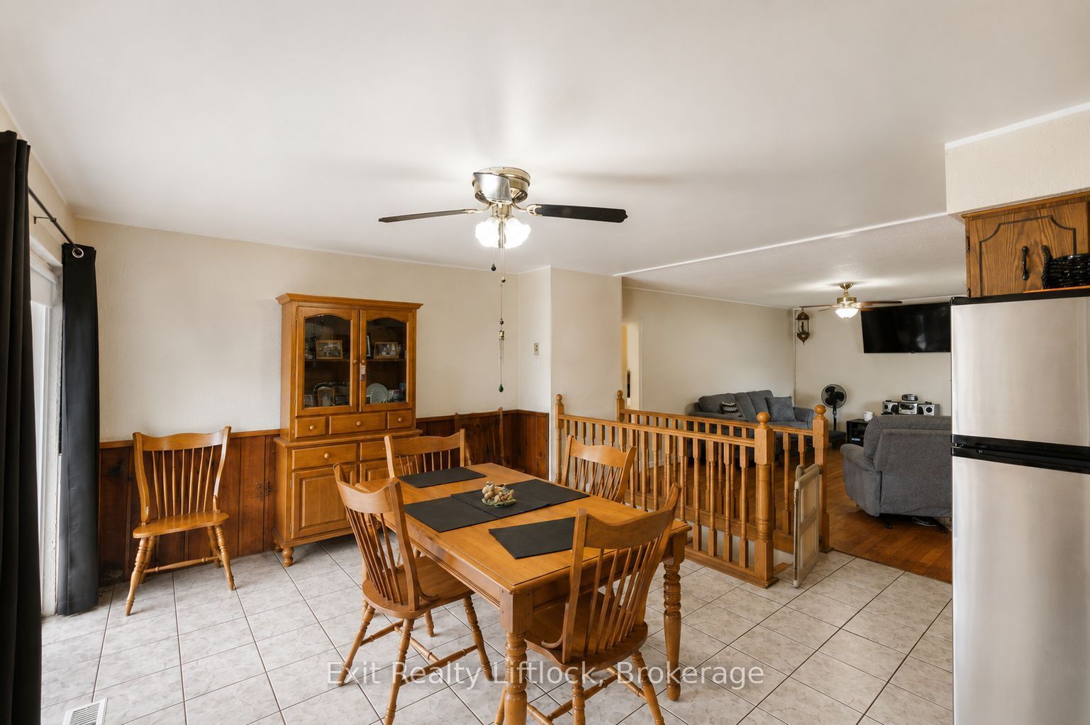 2 Edgewood Avenue Property Photo 8