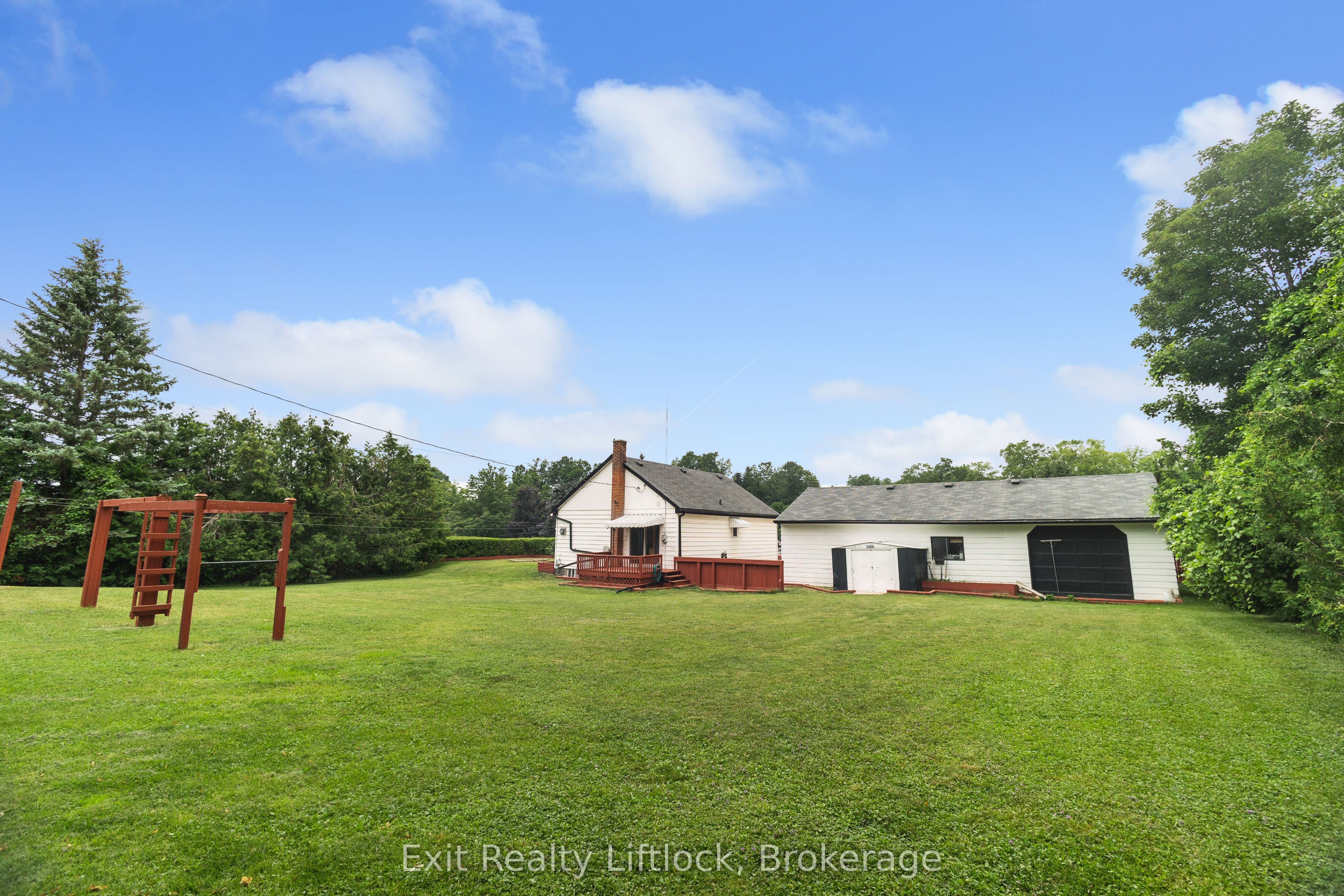 2 Edgewood Avenue Property Photo 31
