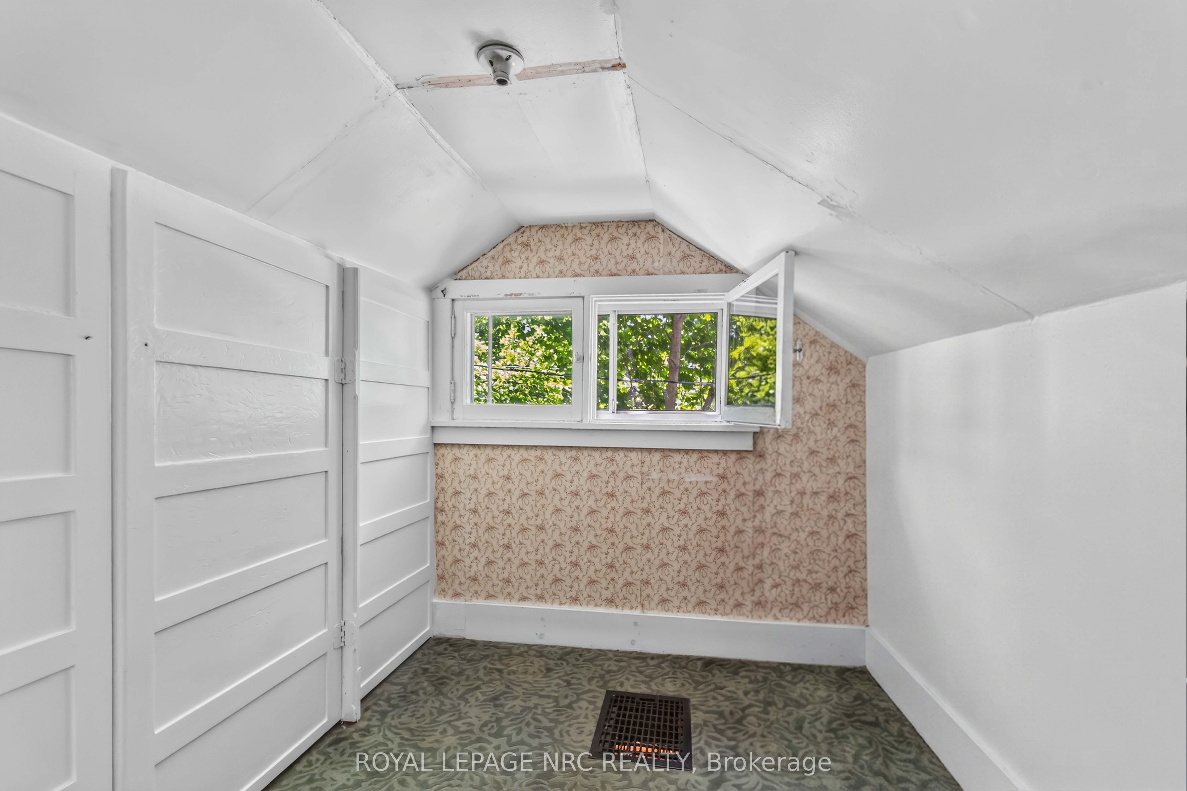 295 Leask Avenue Property Photo 33