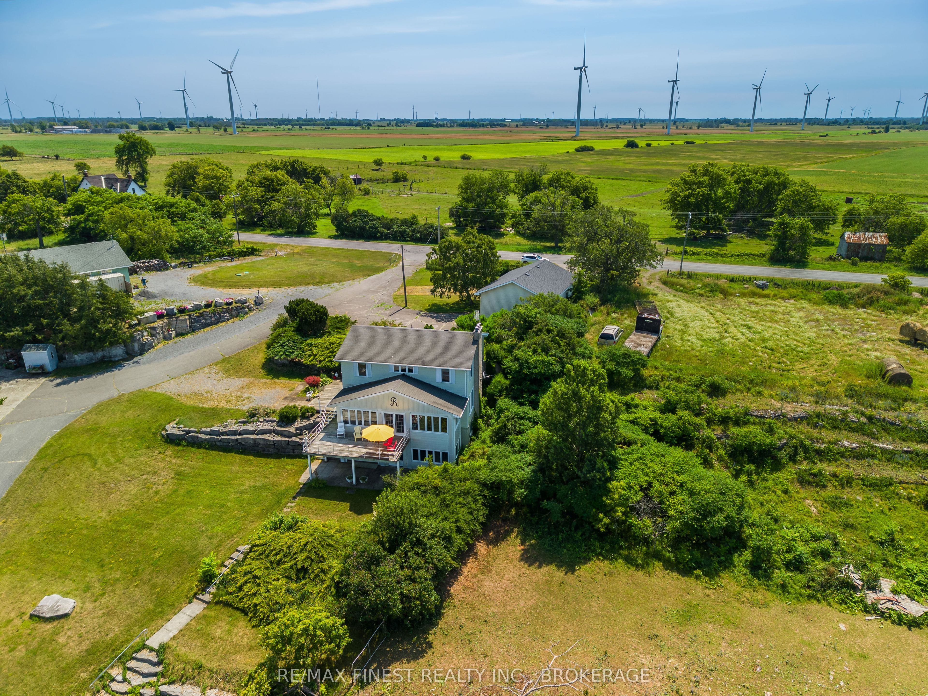 396 Highway 96 Property Photo 45