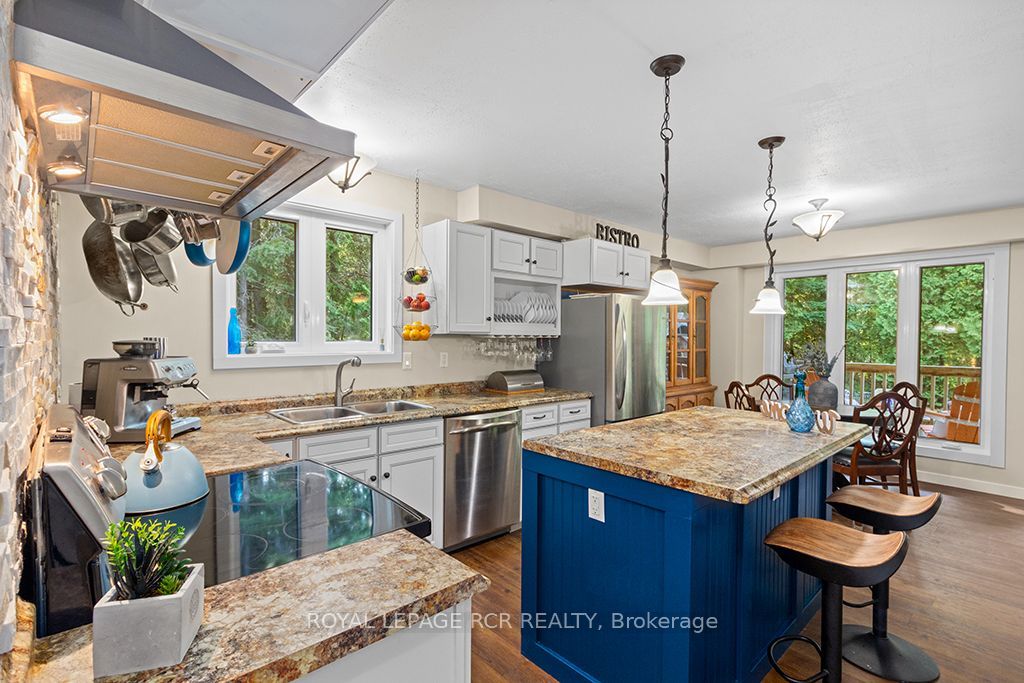 10 Dunks Bay Road Property Photo 14