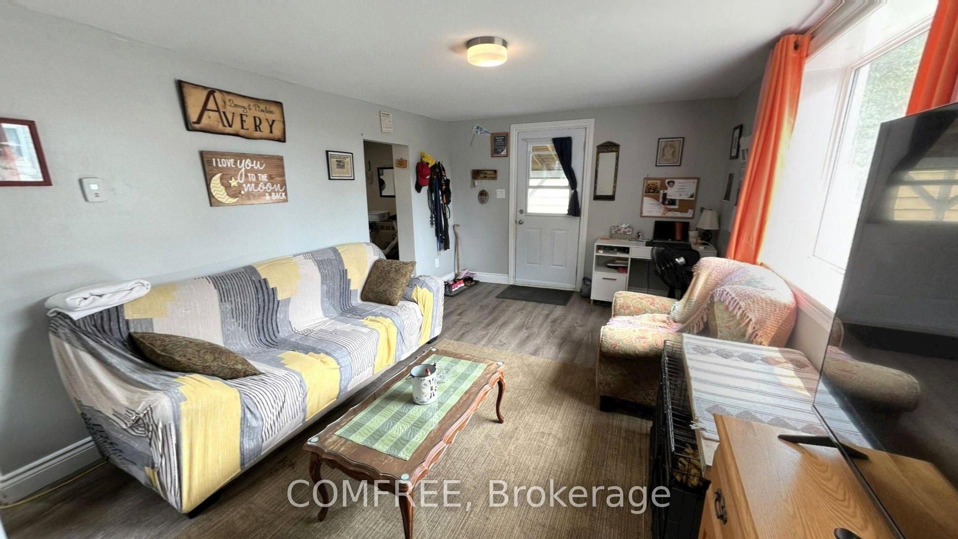 21 Monroe Avenue Property Photo 3