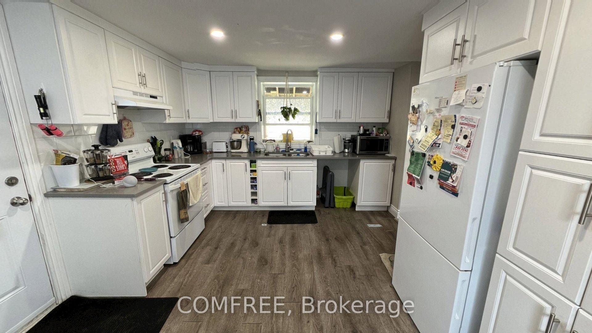 21 Monroe Avenue Property Photo 7