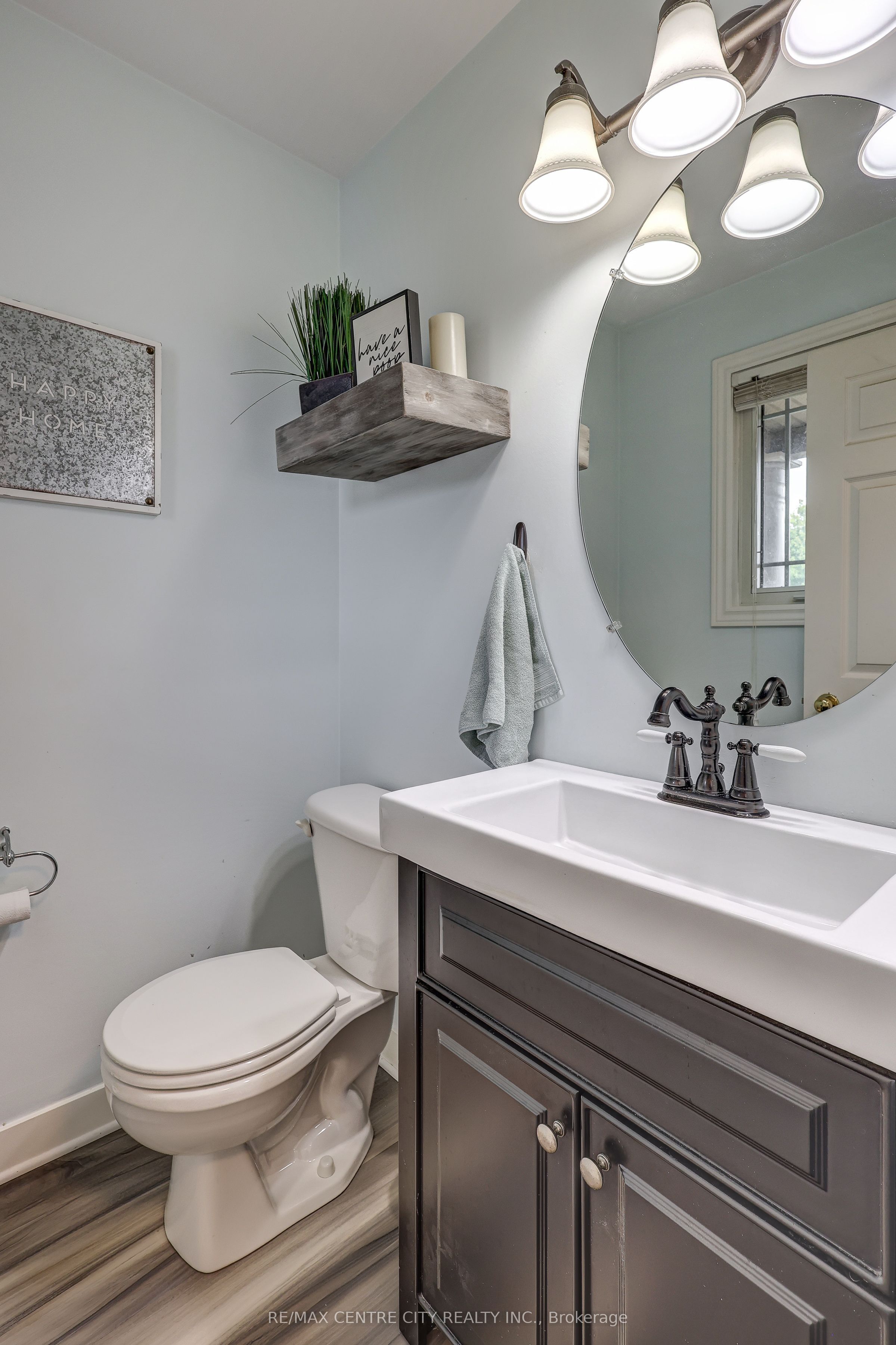 15 Schreyer Drive Property Photo 9