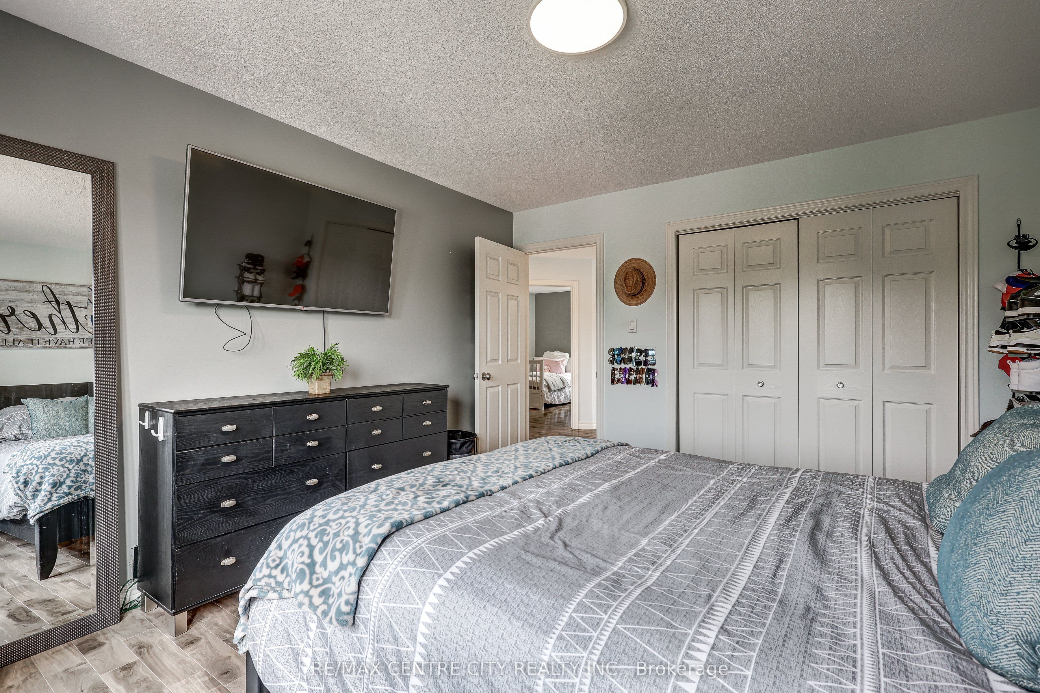 15 Schreyer Drive Property Photo 27