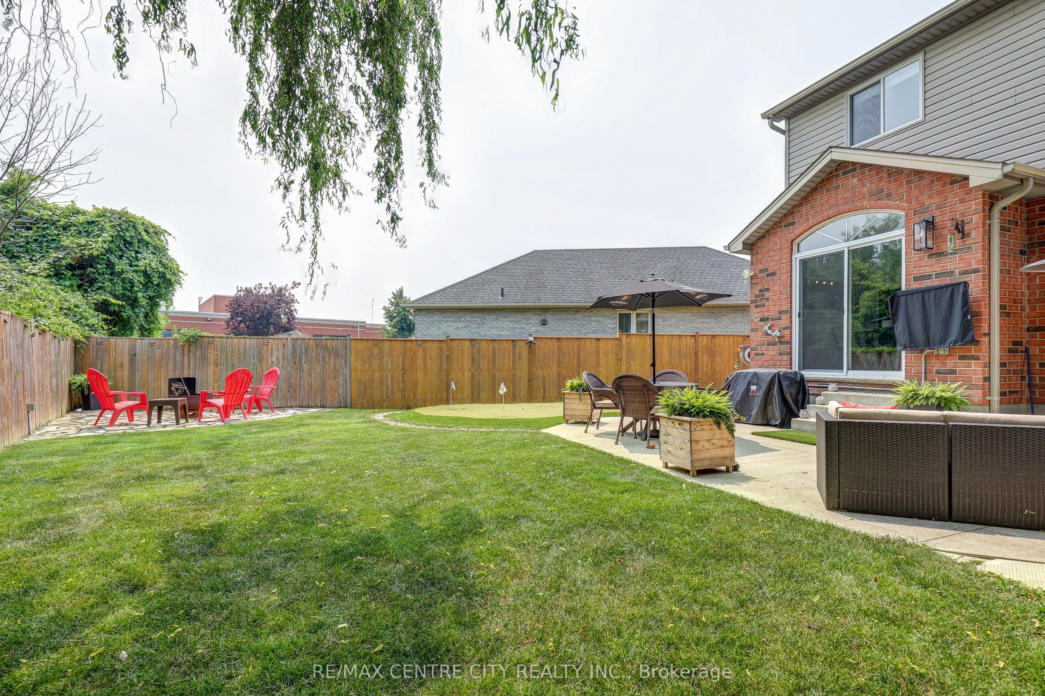 15 Schreyer Drive Property Photo 39