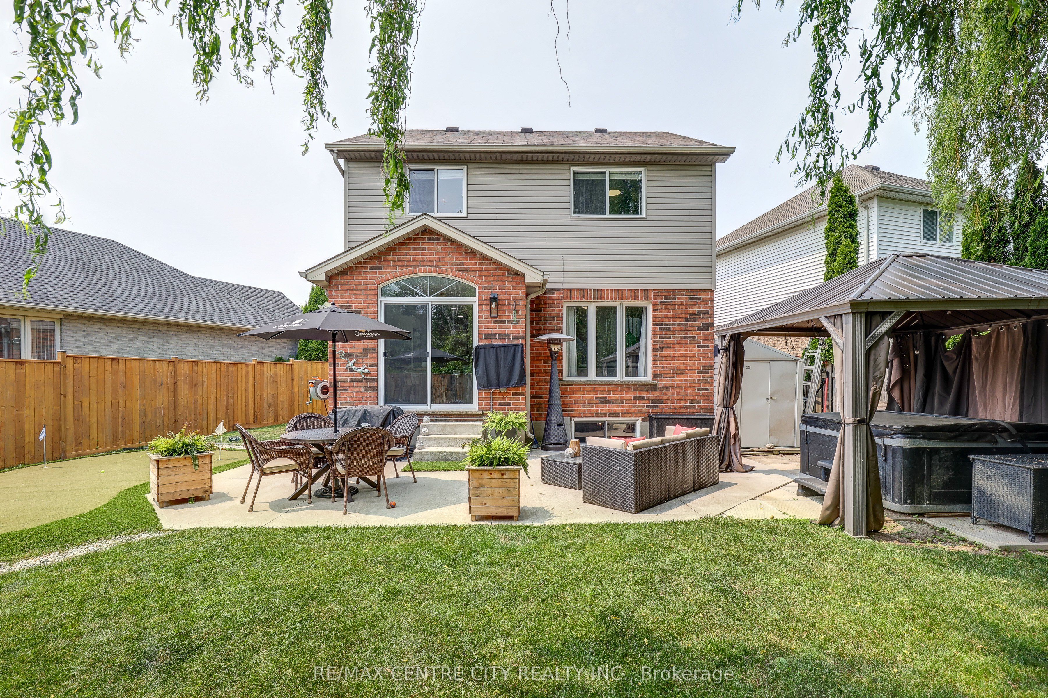 15 Schreyer Drive Property Photo 40