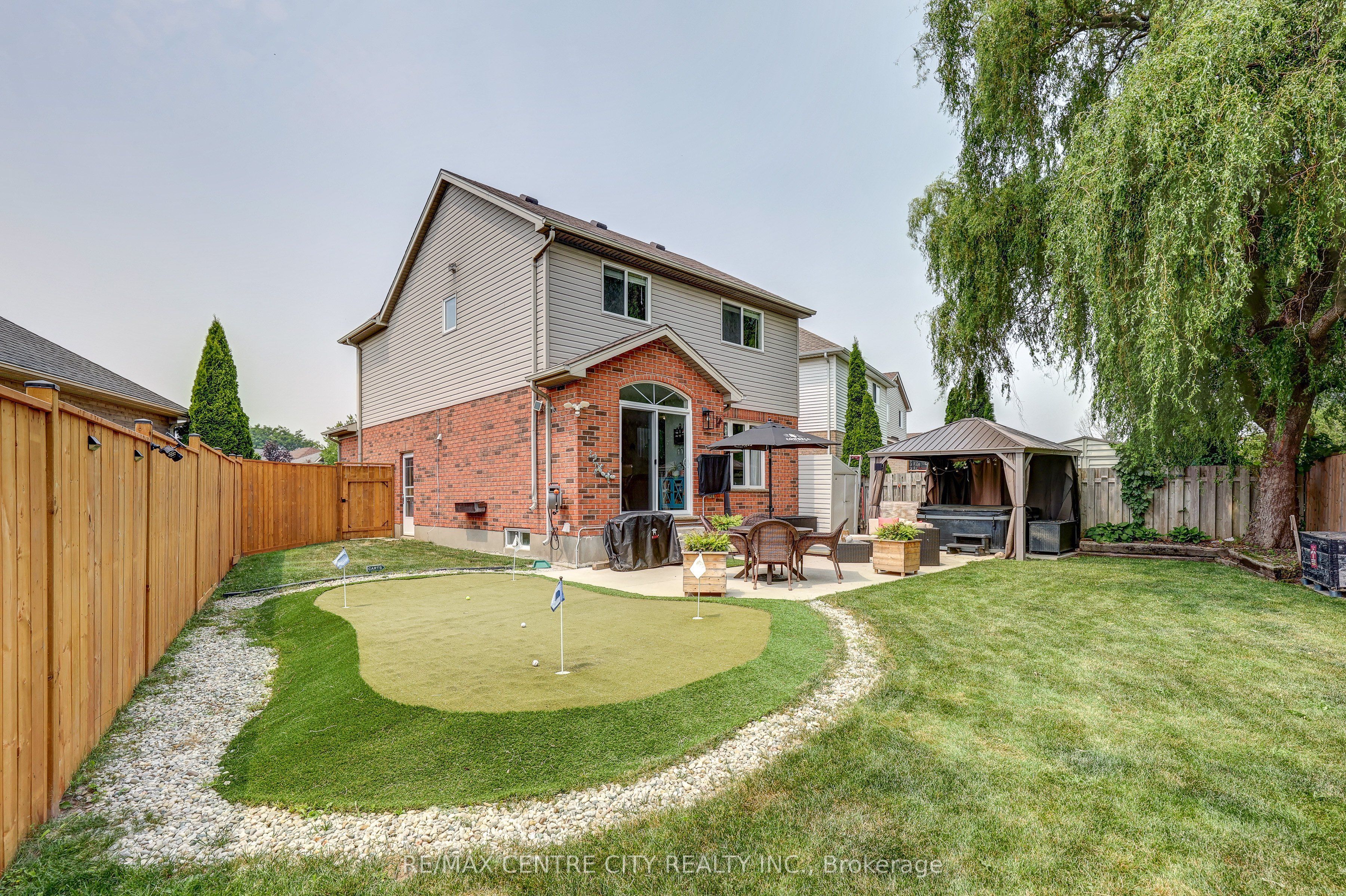 15 Schreyer Drive Property Photo 43