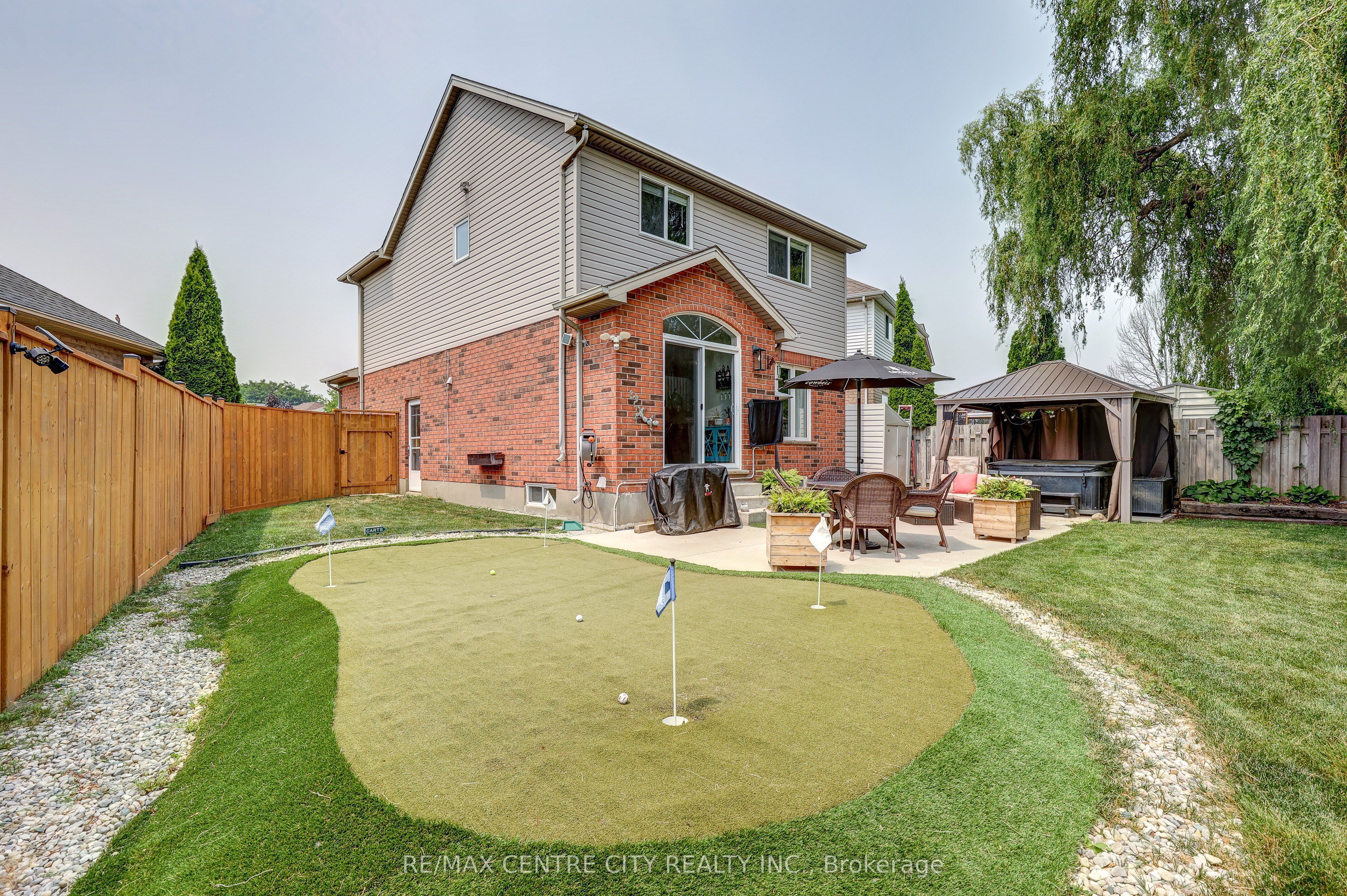 15 Schreyer Drive Property Photo 44