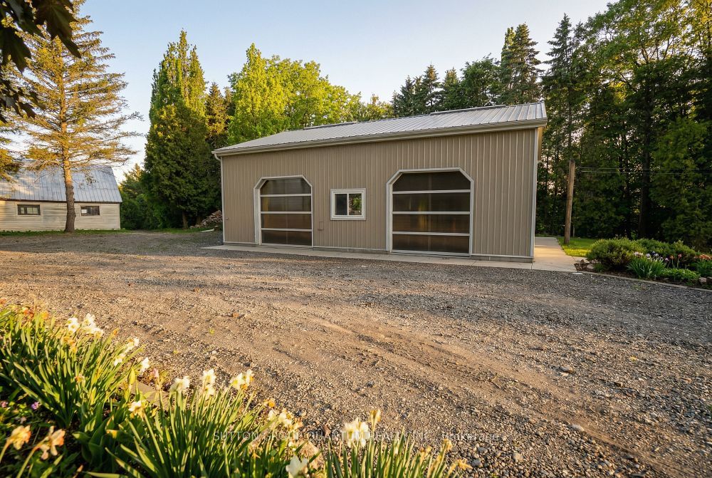 5354 Fifth Line Property Photo 10