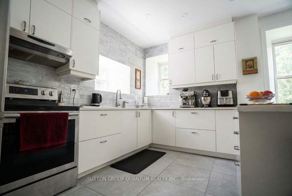 5354 Fifth Line Property Photo 22