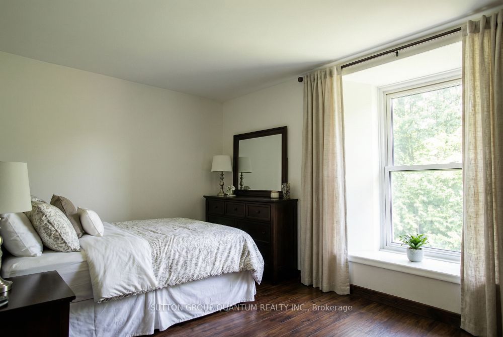 5354 Fifth Line Property Photo 26