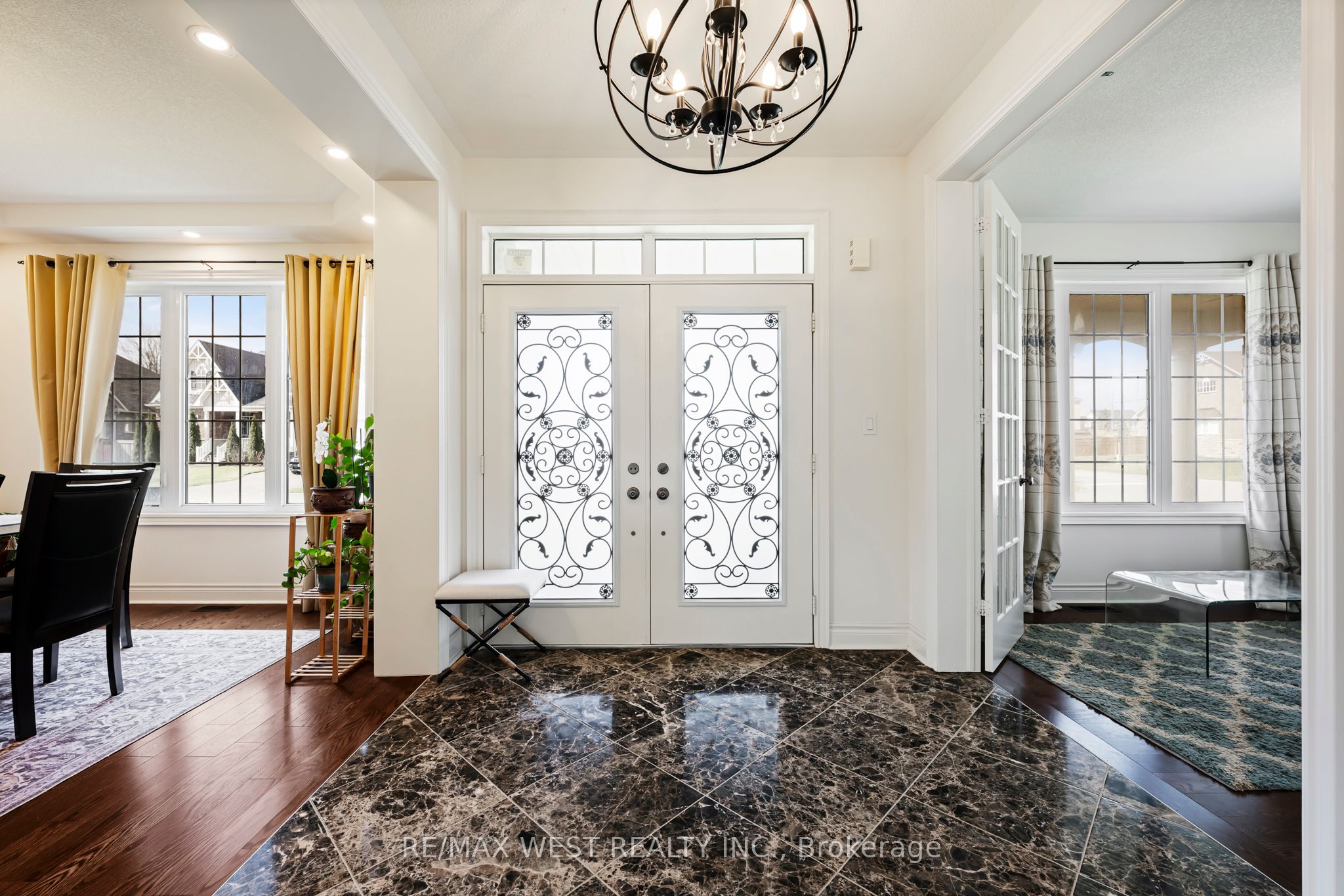 10 Stonegate Avenue Property Photo 24