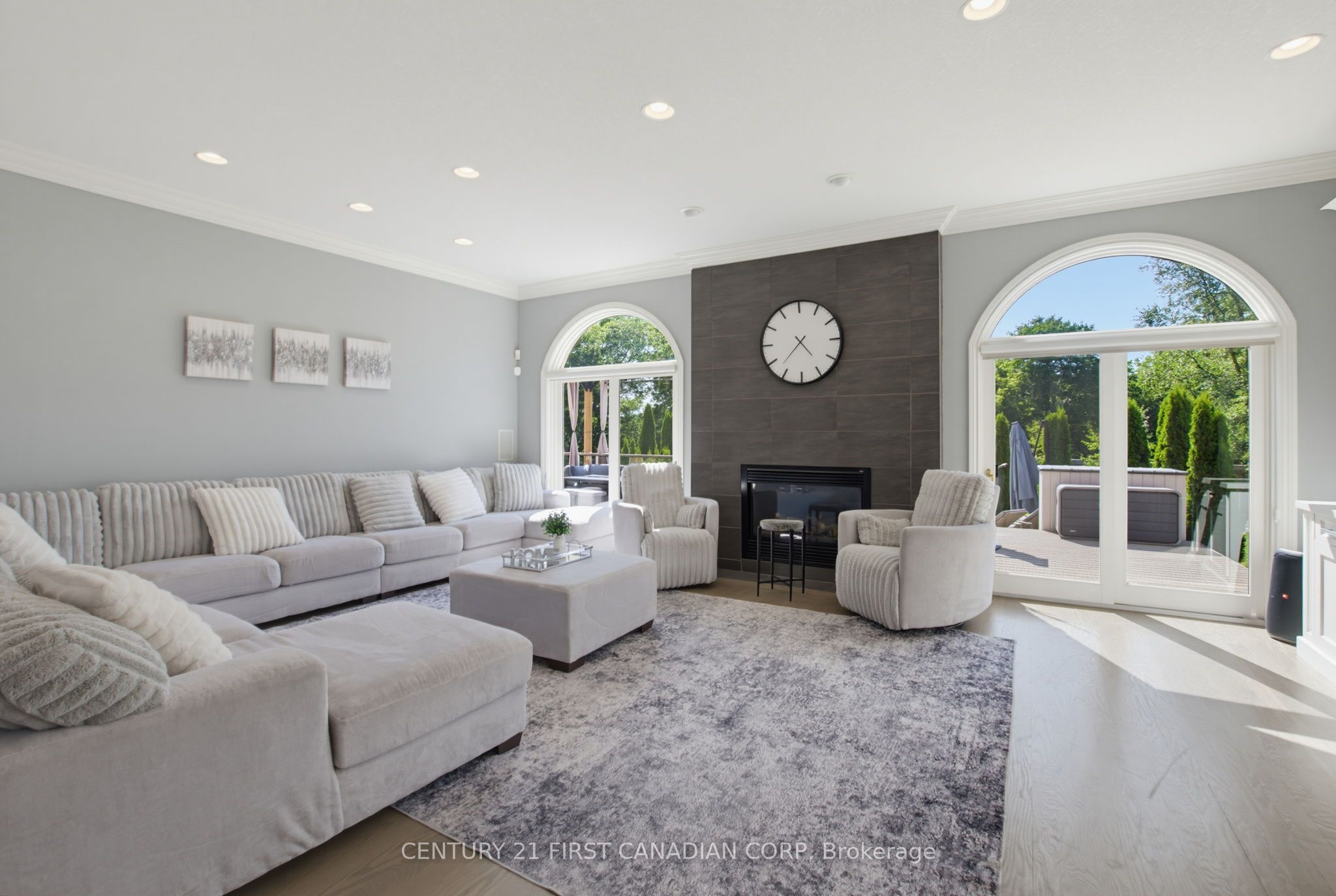 106 Fitzwilliam Boulevard Property Photo 8